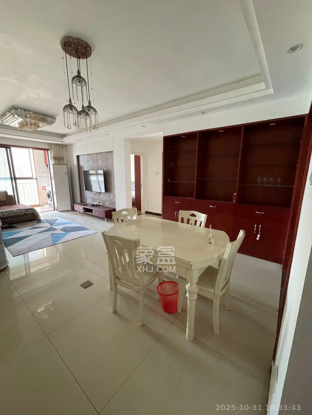 华润橡树湾  2室2厅1卫    1950.0元/月室内图