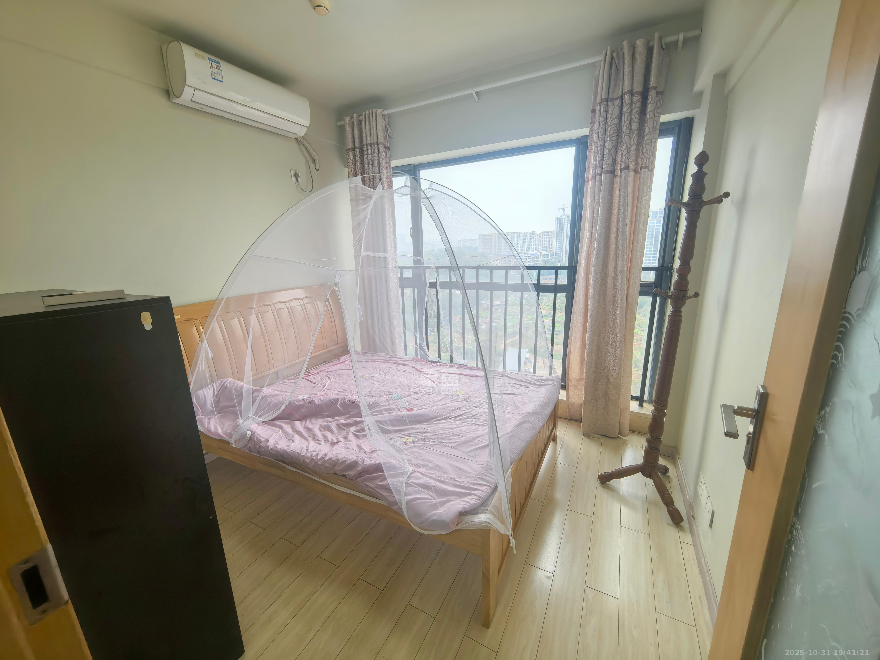 中信文化广场(中信新城二期)  2室2厅2卫    1500.0元/月 中信文化广场(中信新城二期)  2室2厅2卫    1500.0元/月室内图