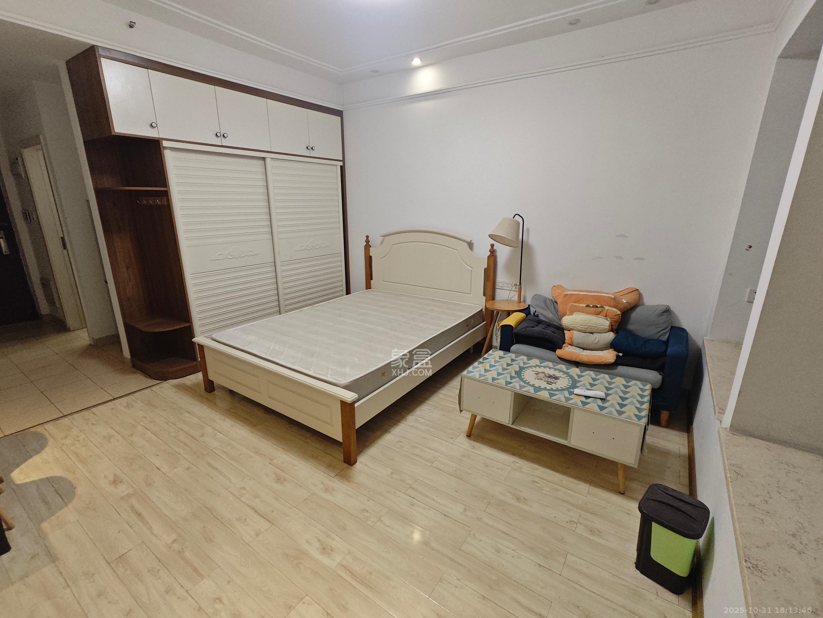 江山帝景哈佛 1室1厅1卫 1300.0元/月 江山帝景哈佛 1室1厅1卫 1300.0元/月室内图