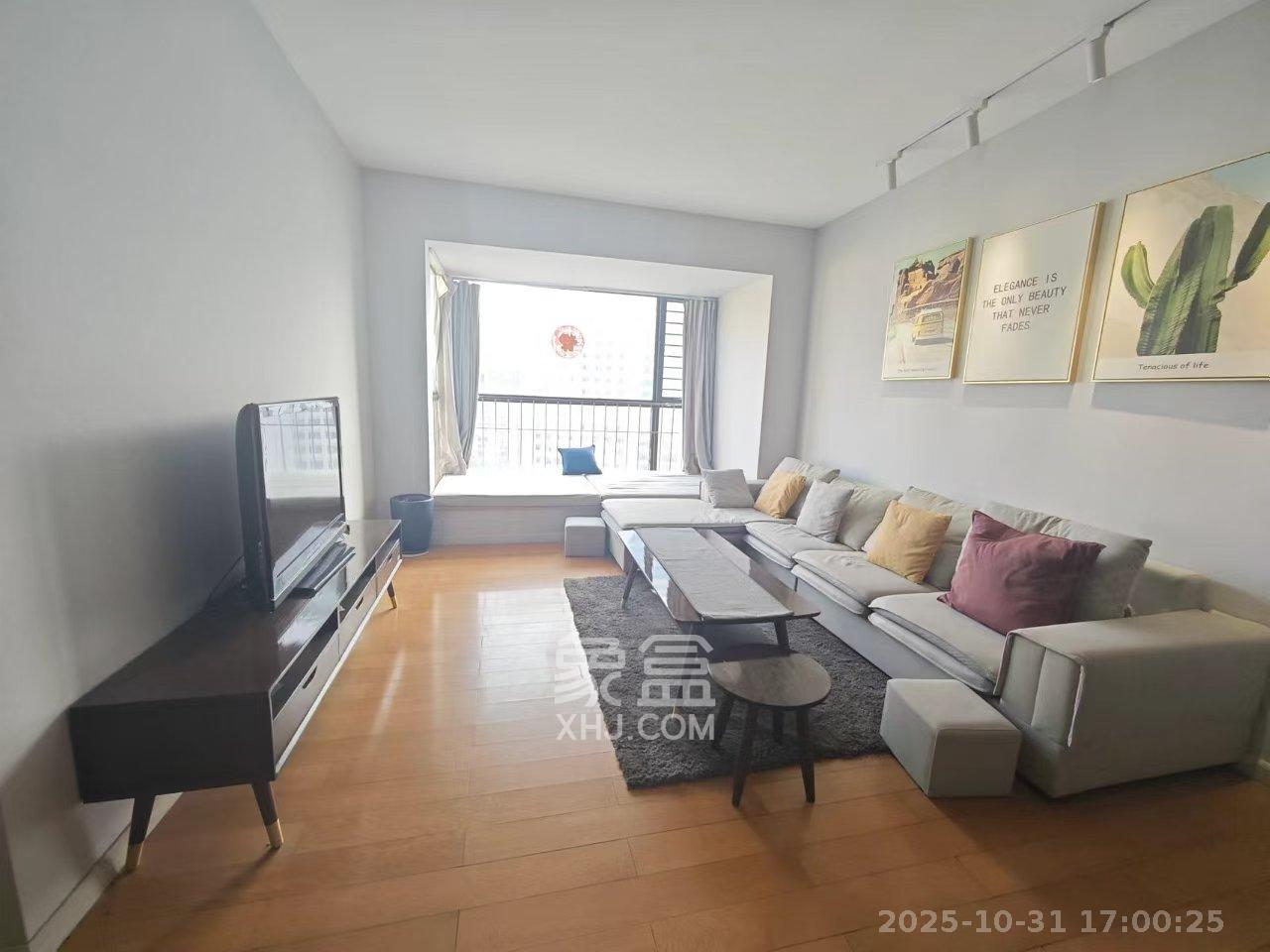 盛世美居荷园 3室2厅2卫 3300.0元/月 盛世美居荷园 3室2厅2卫 3300.0元/月室内图