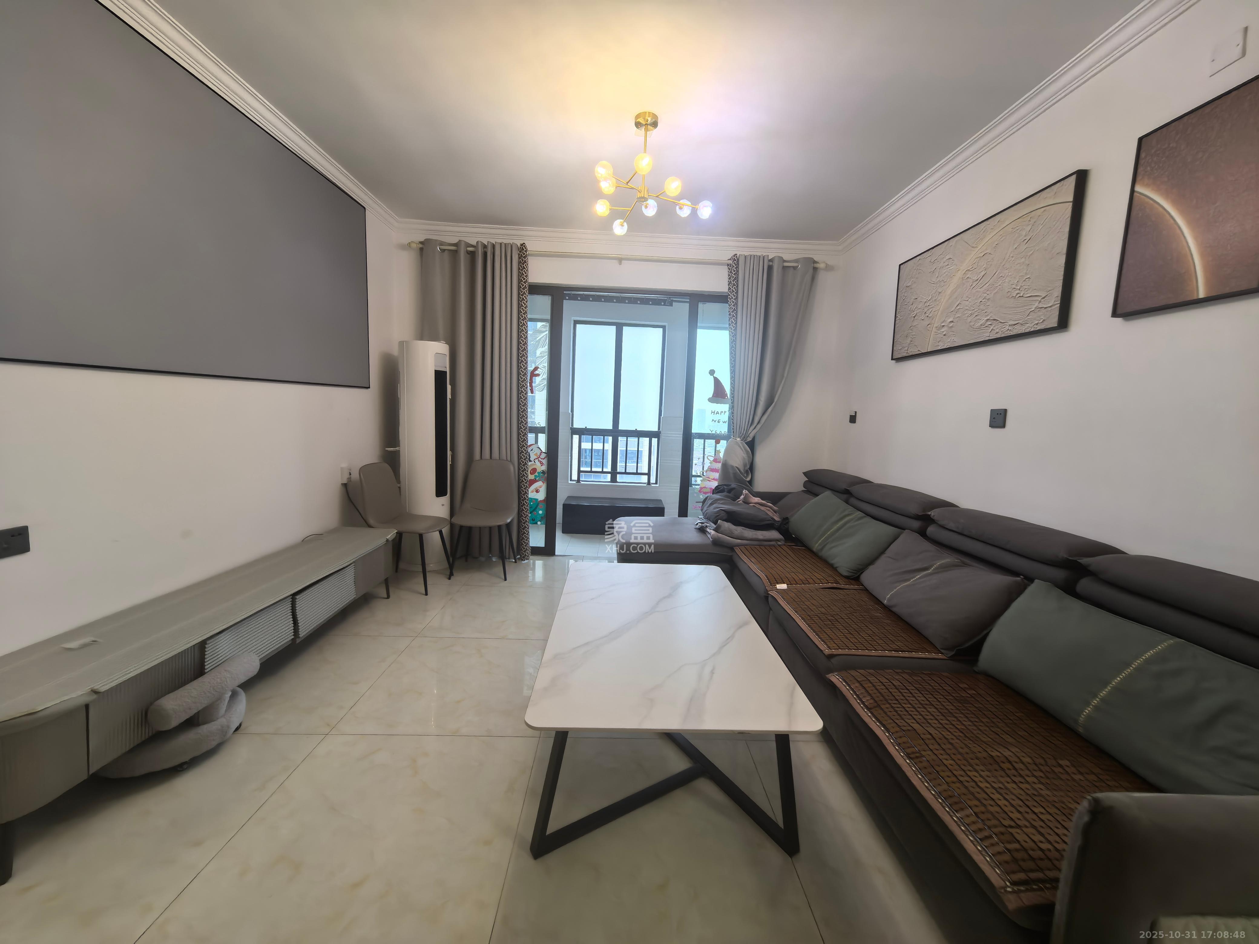 天下一家  3室2厅1卫    2900.0元/月室内图