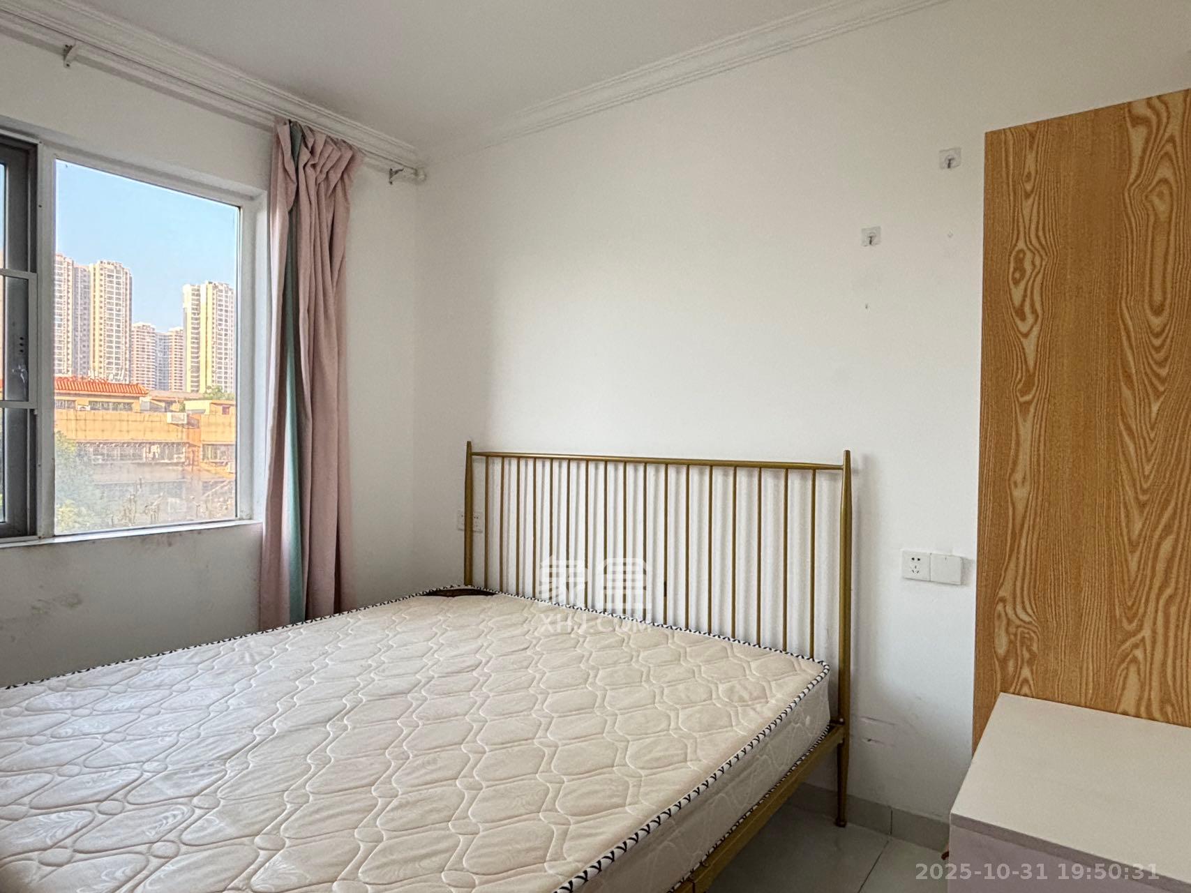 鑫利家园  2室1厅1卫    1700.0元/月室内图