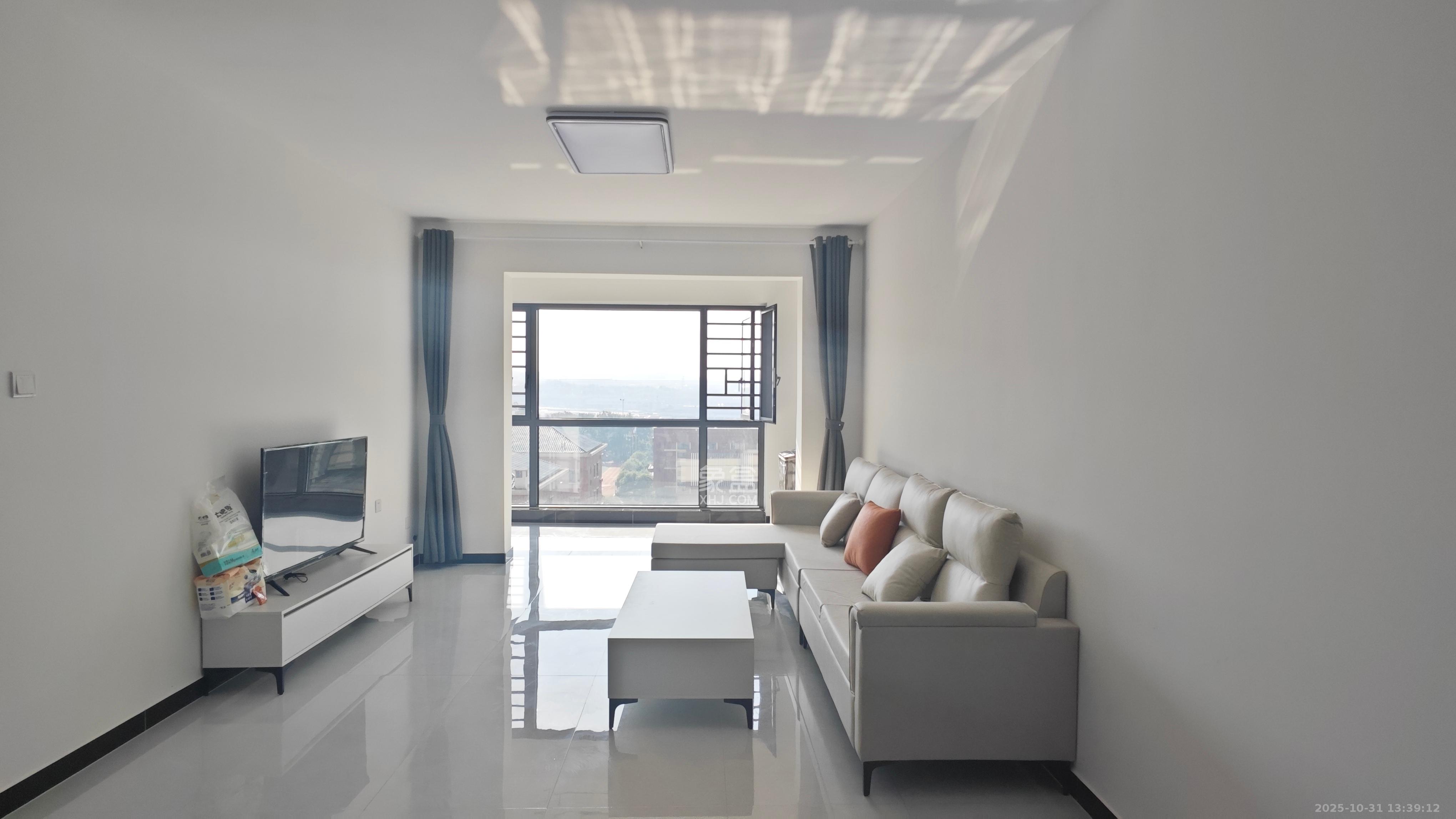 中建嘉和城  3室2厅1卫    2300.0元/月 中建嘉和城  3室2厅1卫    2300.0元/月室内图