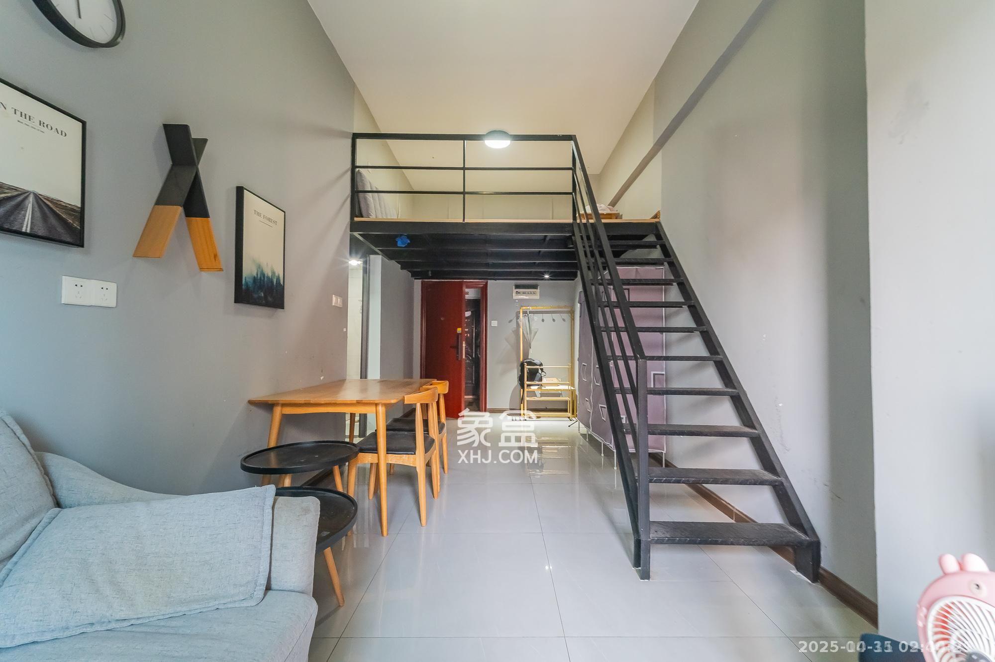 湖湾世景  1室1厅1卫    1200.0元/月室内图