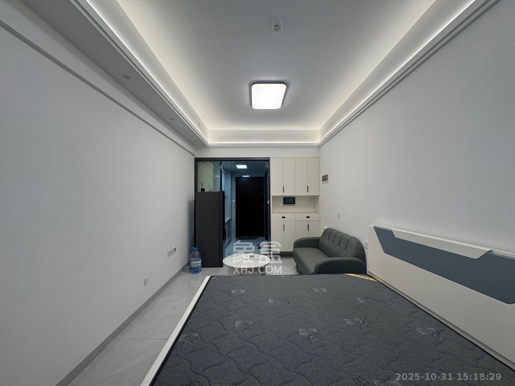 恒大誉府（融誉商业中心）  1室0厅0卫    1600.0元/月室内图