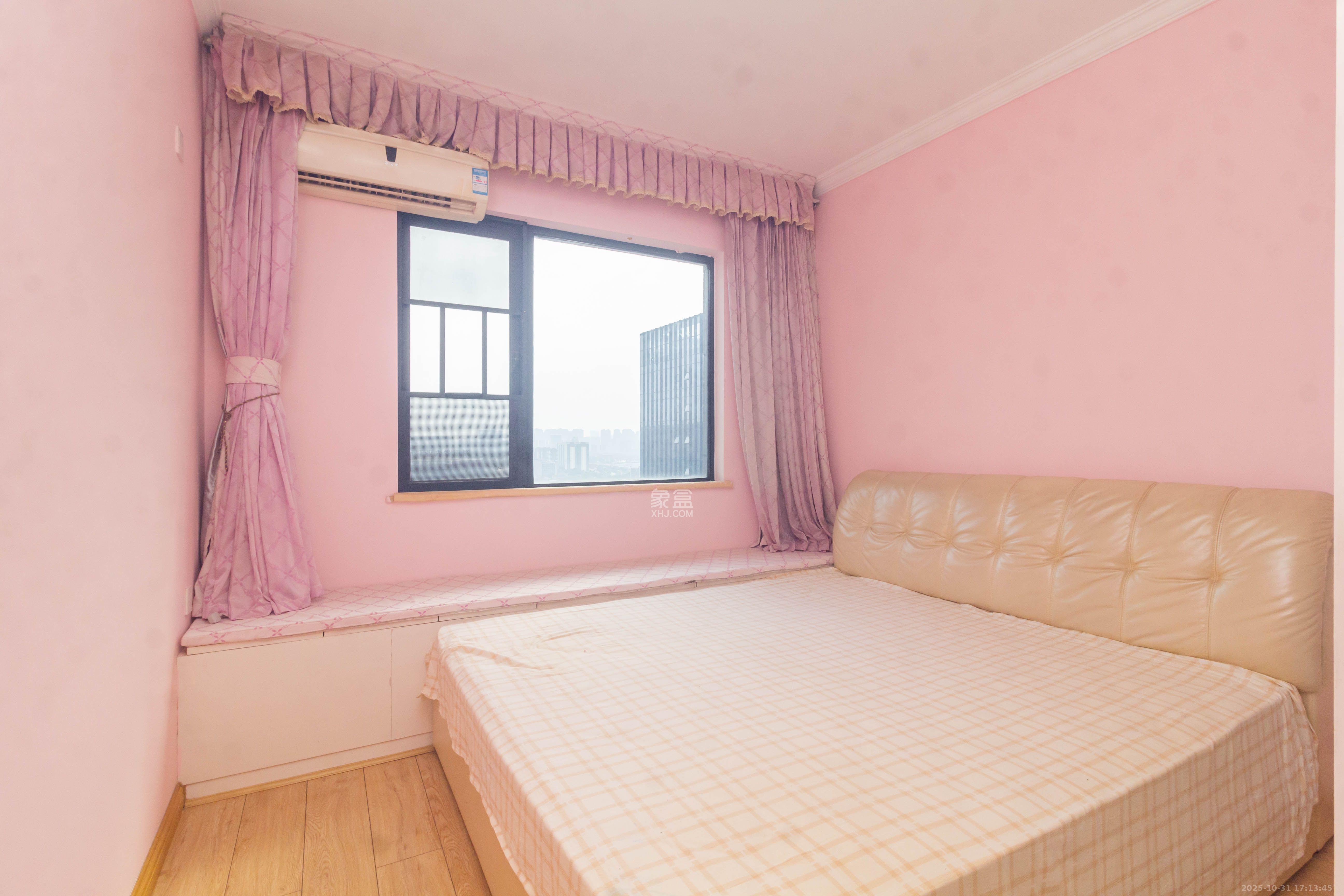 汇一城(汇壹公馆)  2室2厅1卫    1800.0元/月 汇一城(汇壹公馆)  2室2厅1卫    1800.0元/月室内图