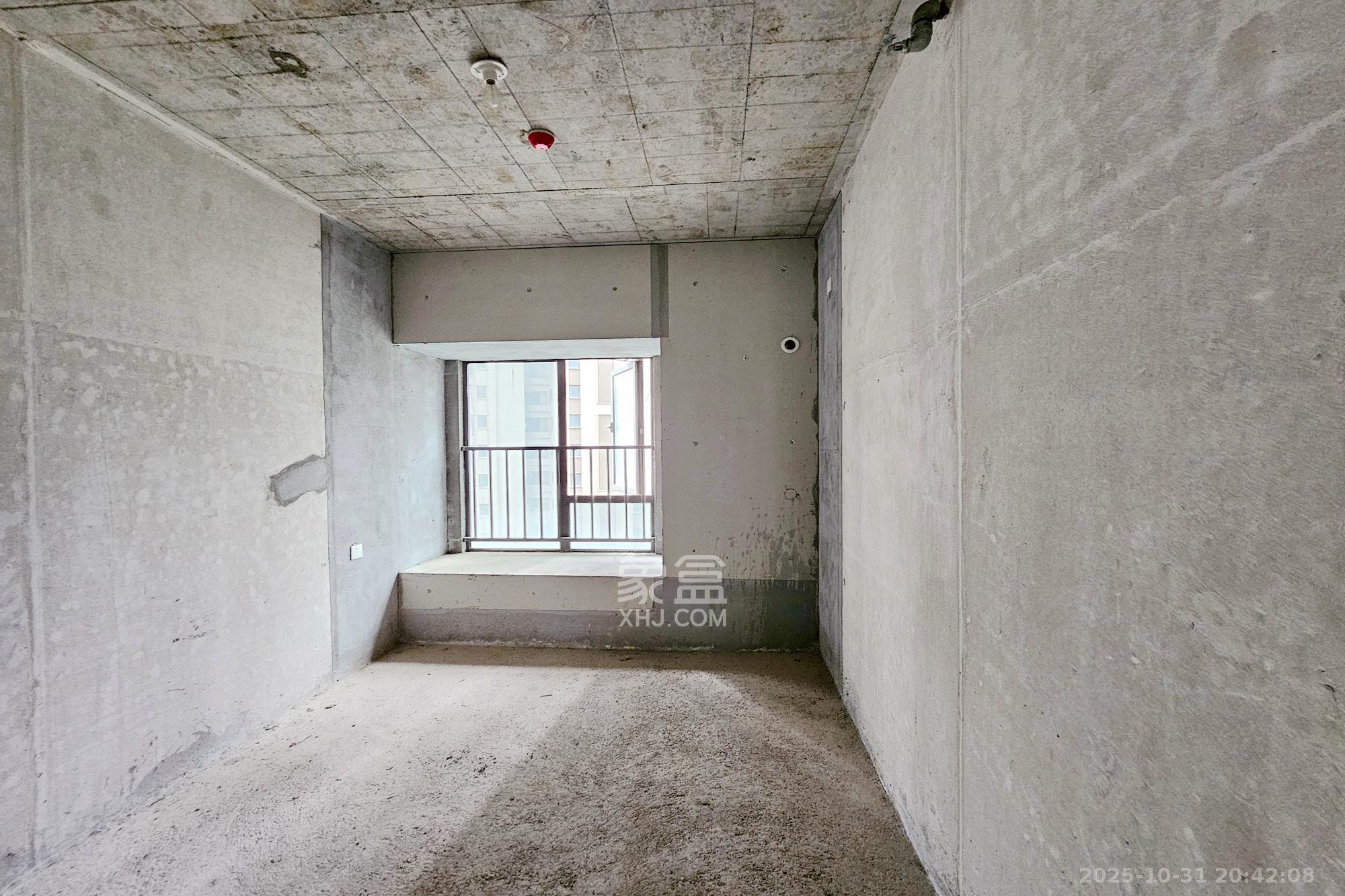 阳光城尚东湾愉景苑 4室2厅2卫 150.0万 阳光城尚东湾愉景苑 4室2厅2卫 150.0万卧室