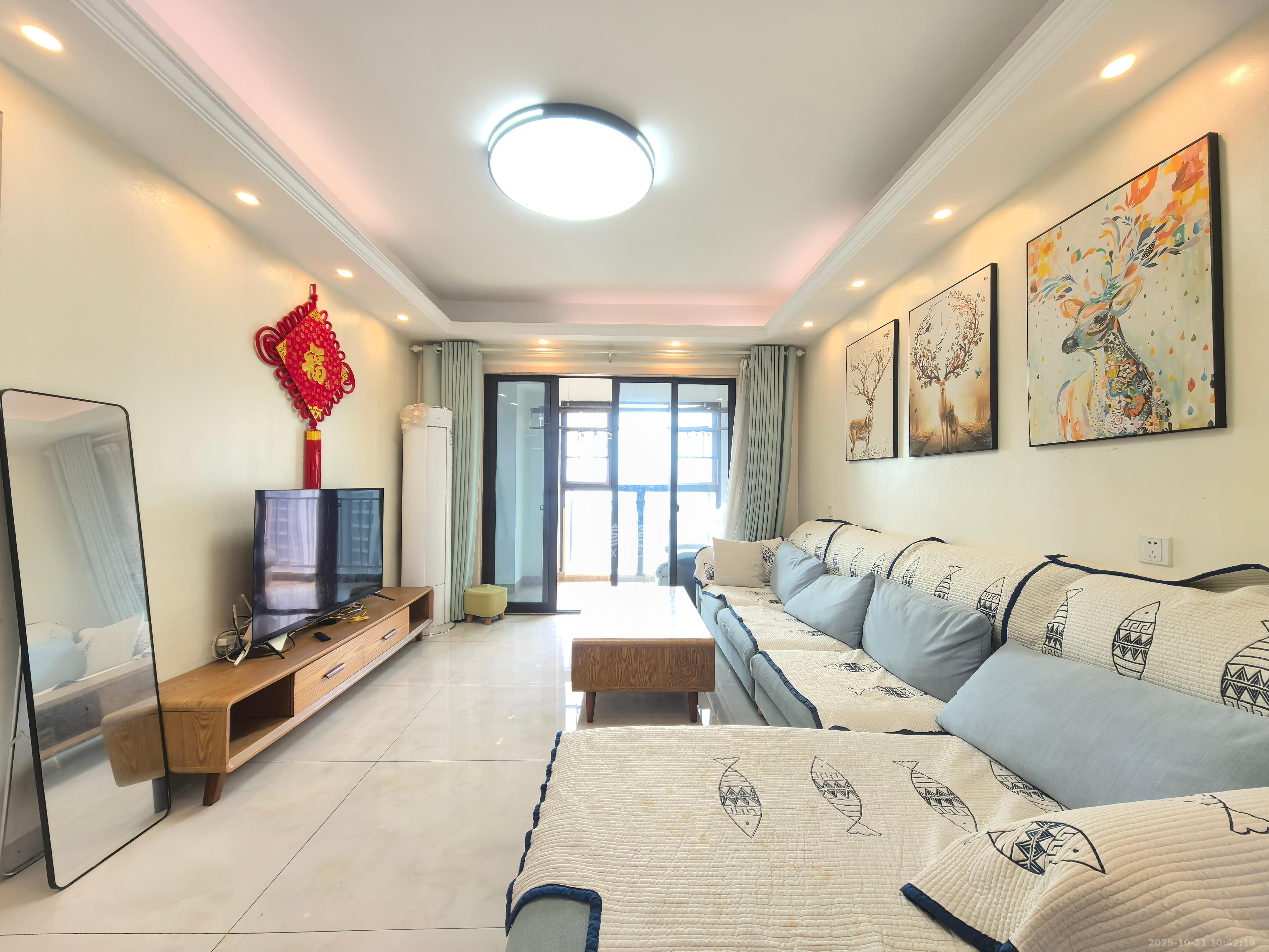 光明E城  2室2厅1卫    2400.0元/月室内图