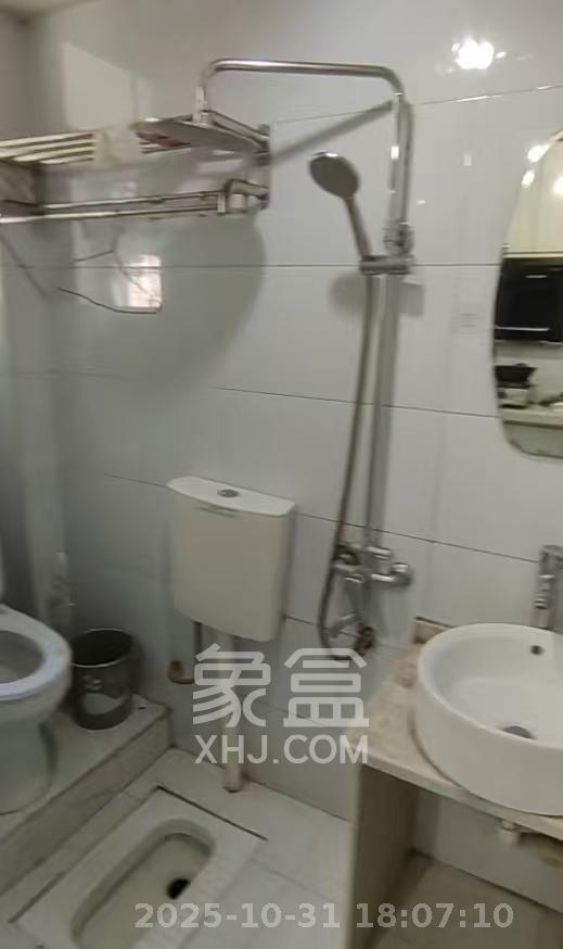 解放四村石子冲  2室1厅1卫    1700.0元/月室内图