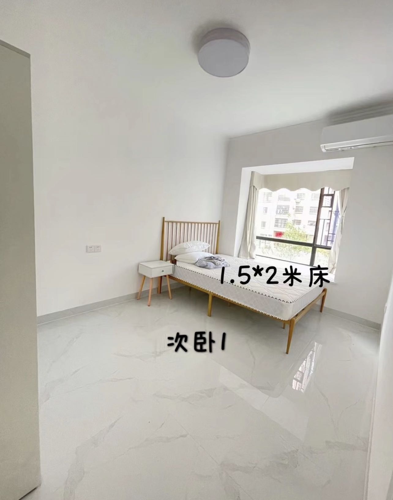 铭德美景苑  3室2厅2卫    3600.0元/月室内图