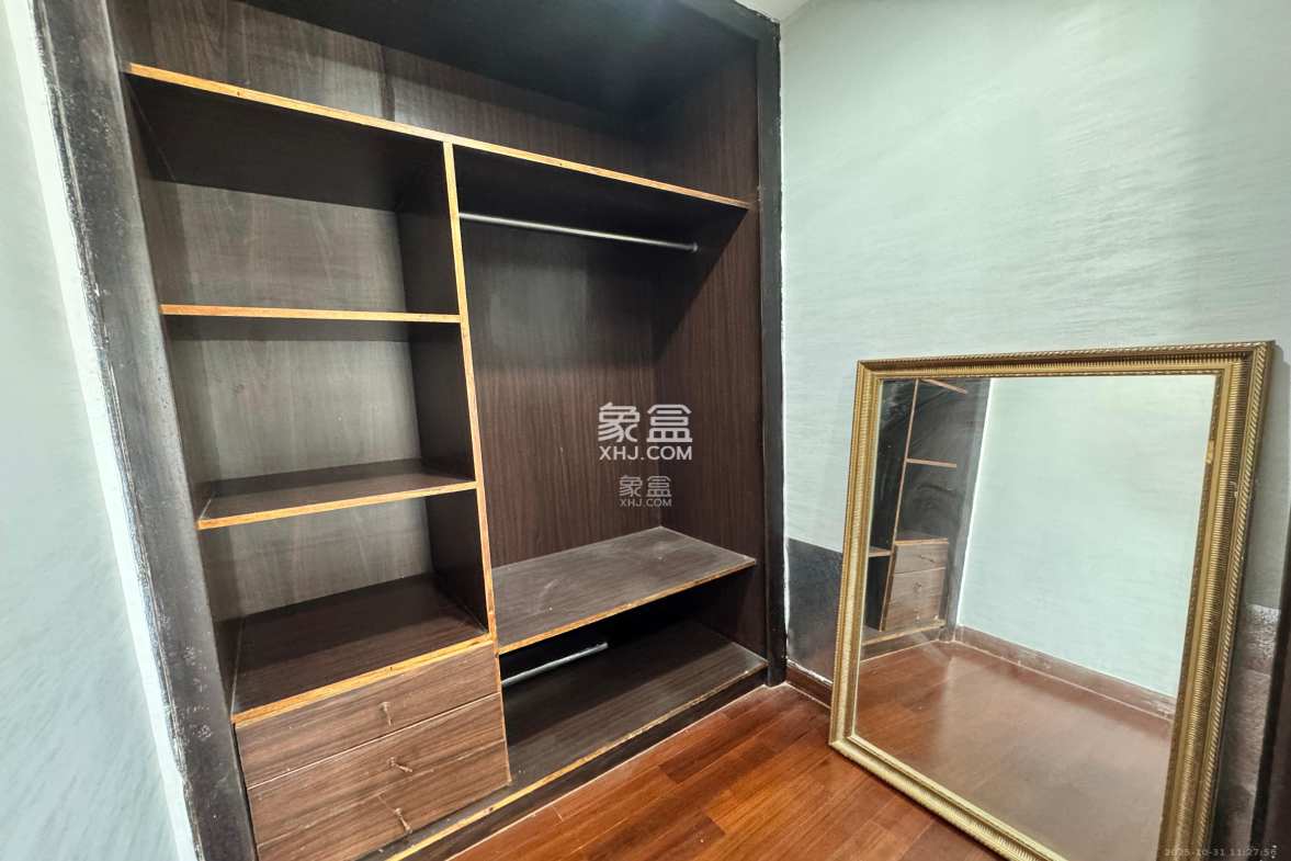 碧桂园威尼斯城 6室2厅1卫 10800.0元/月 碧桂园威尼斯城 6室2厅1卫 10800.0元/月室内图