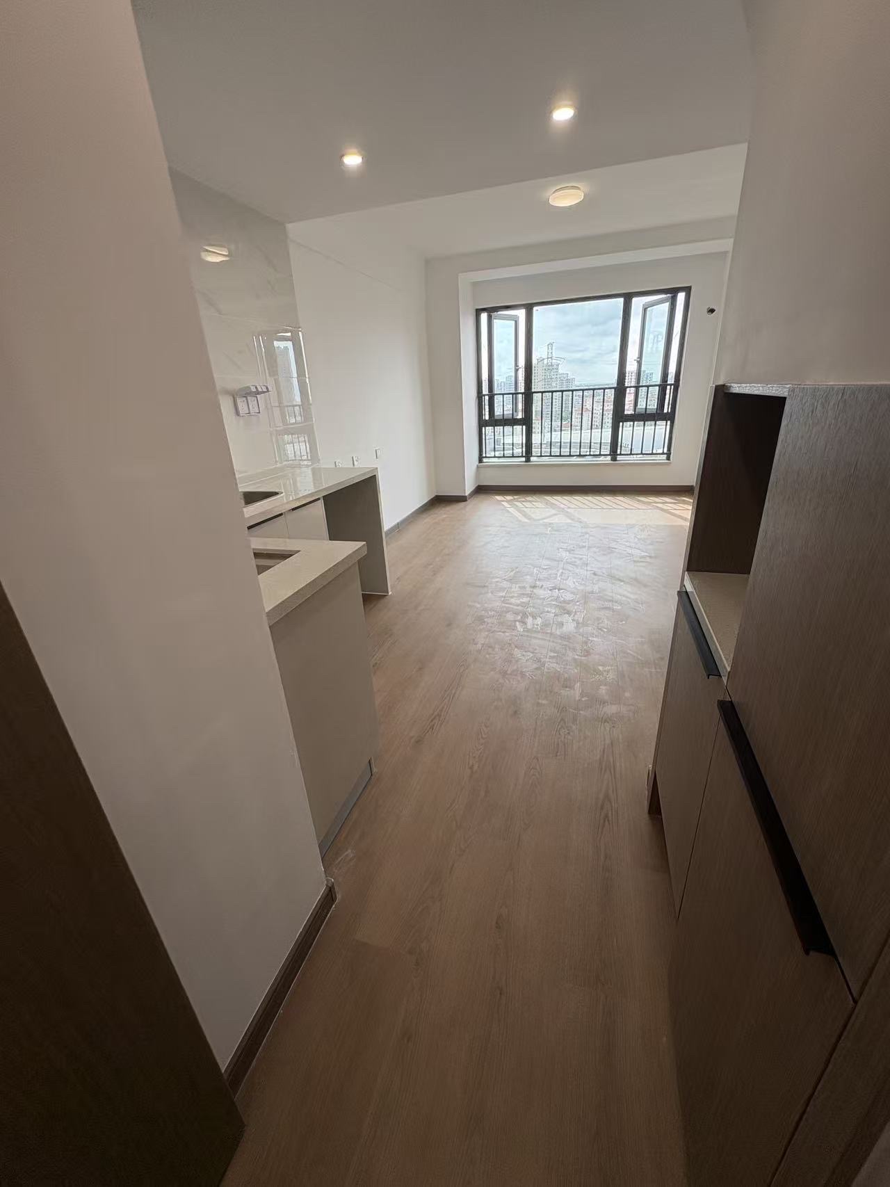 龙湖光年  2室2厅2卫    3000.0元/月室内图