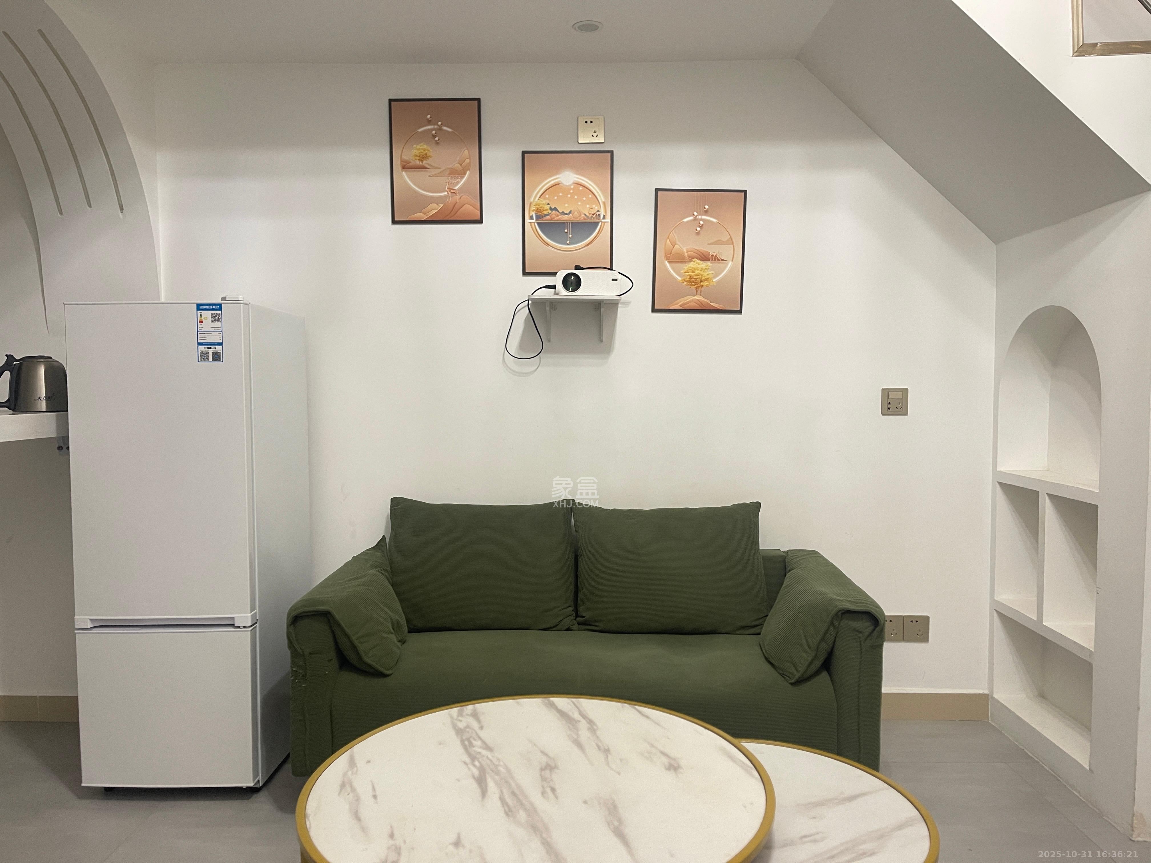 欣隆居  1室0厅0卫    2400.0元/月室内图