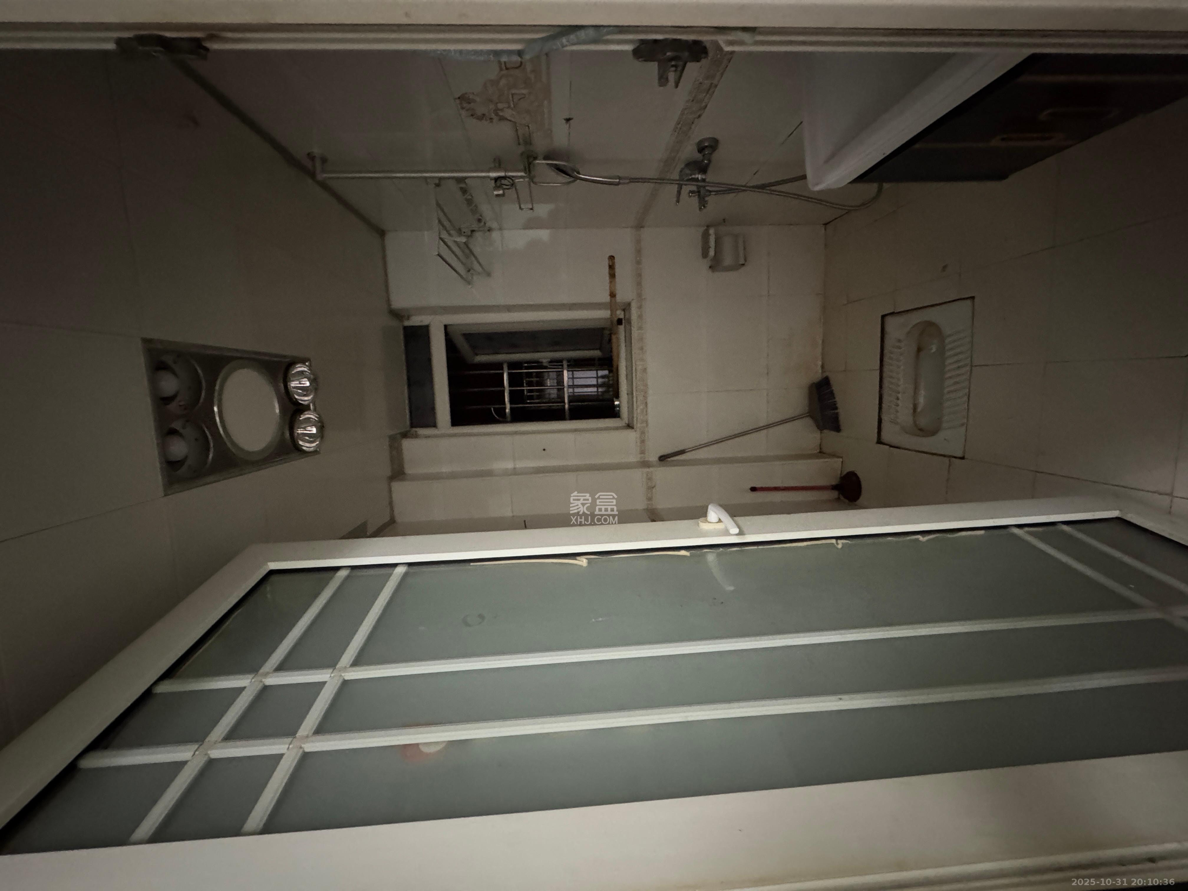 湘瑞家园  3室2厅1卫    1300.0元/月室内图