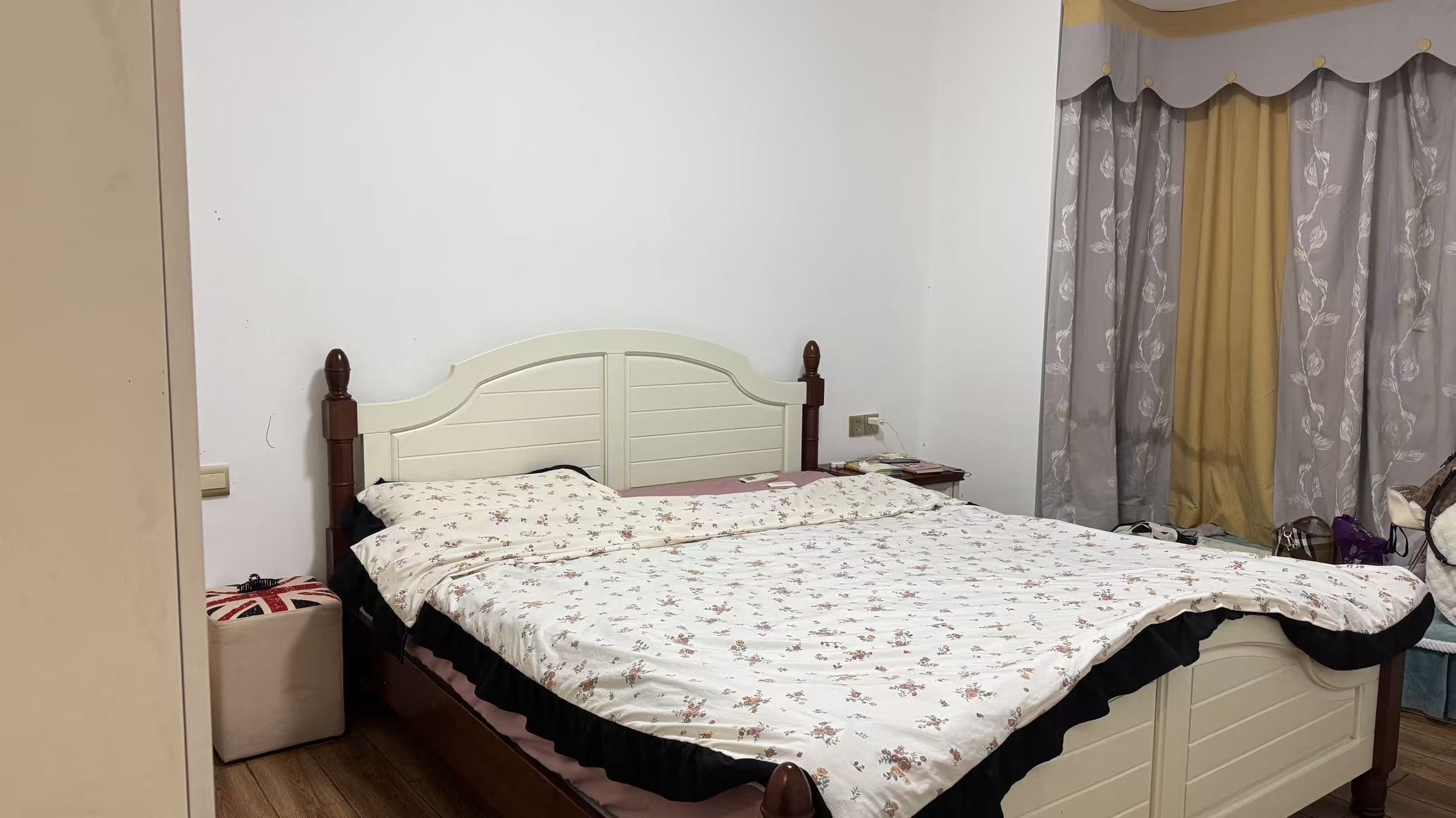 环强御景湾 2室2厅2卫 3000.0元/月 环强御景湾 2室2厅2卫 3000.0元/月室内图