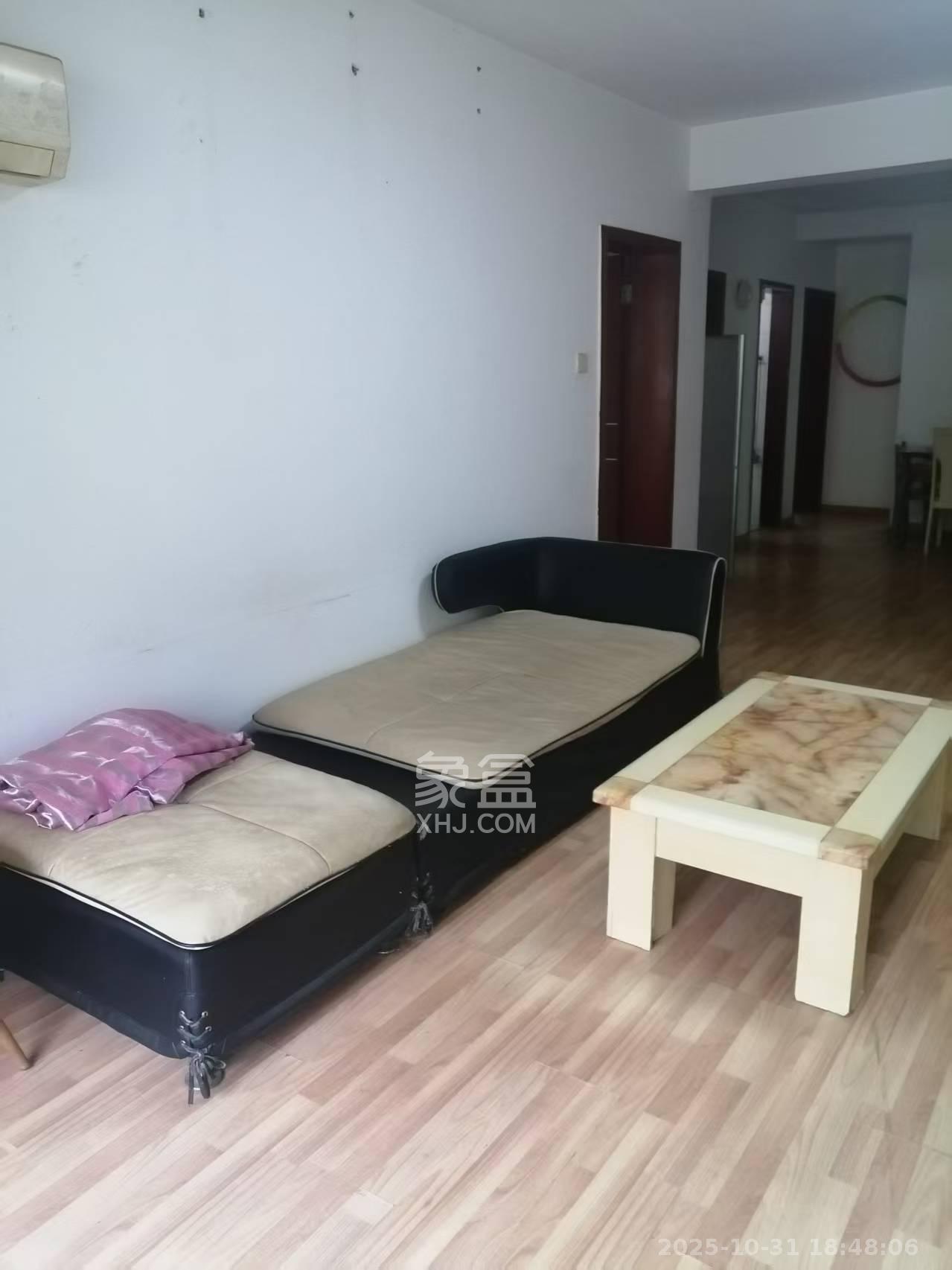 仁和家园 1室1厅1卫 1500.0元/月 仁和家园 1室1厅1卫 1500.0元/月室内图