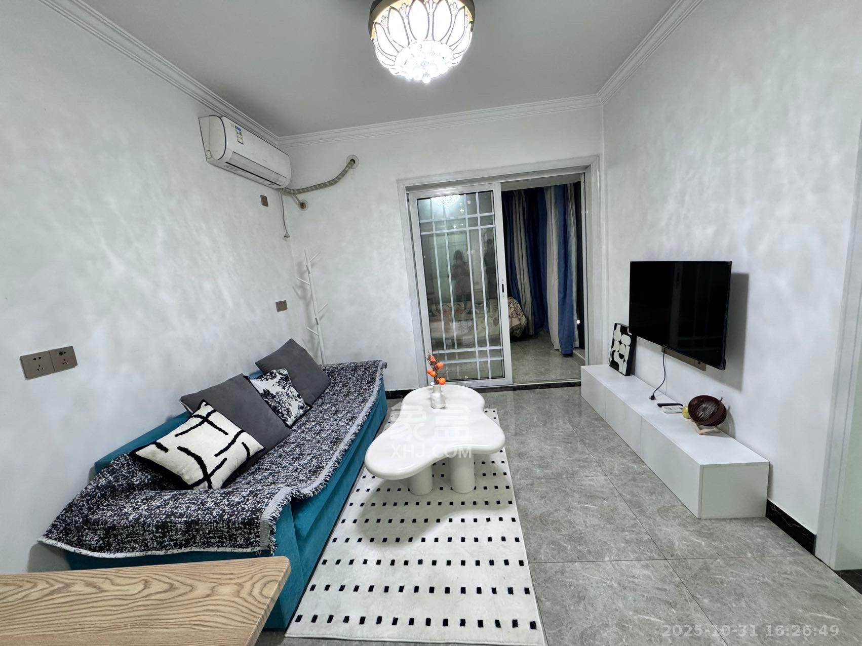 北辰三角洲E3区 1室1厅1卫 2400.0元/月 北辰三角洲E3区 1室1厅1卫 2400.0元/月室内图