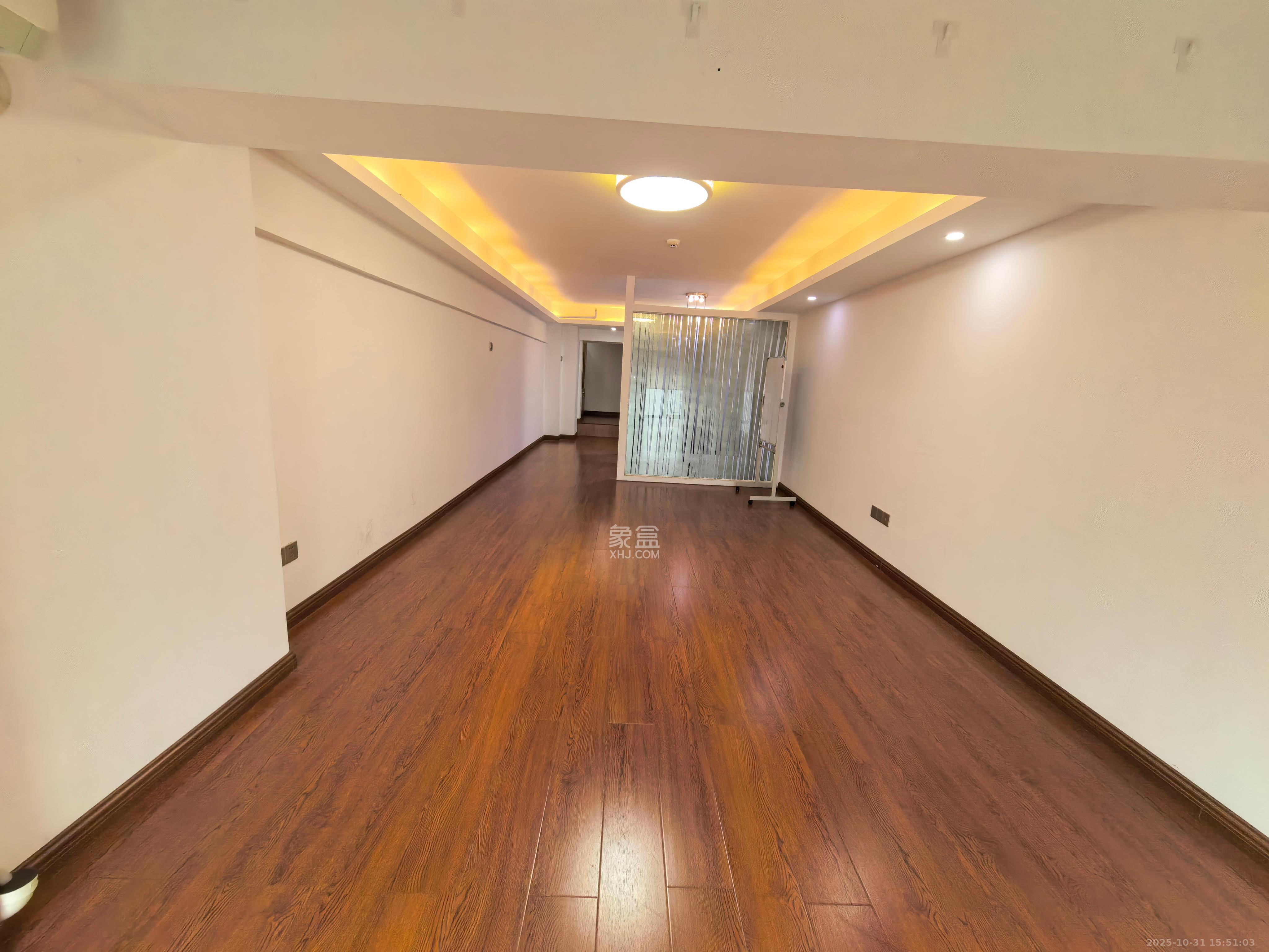 长城万富汇 2室2厅1卫 2200.0元/月 长城万富汇 2室2厅1卫 2200.0元/月室内图