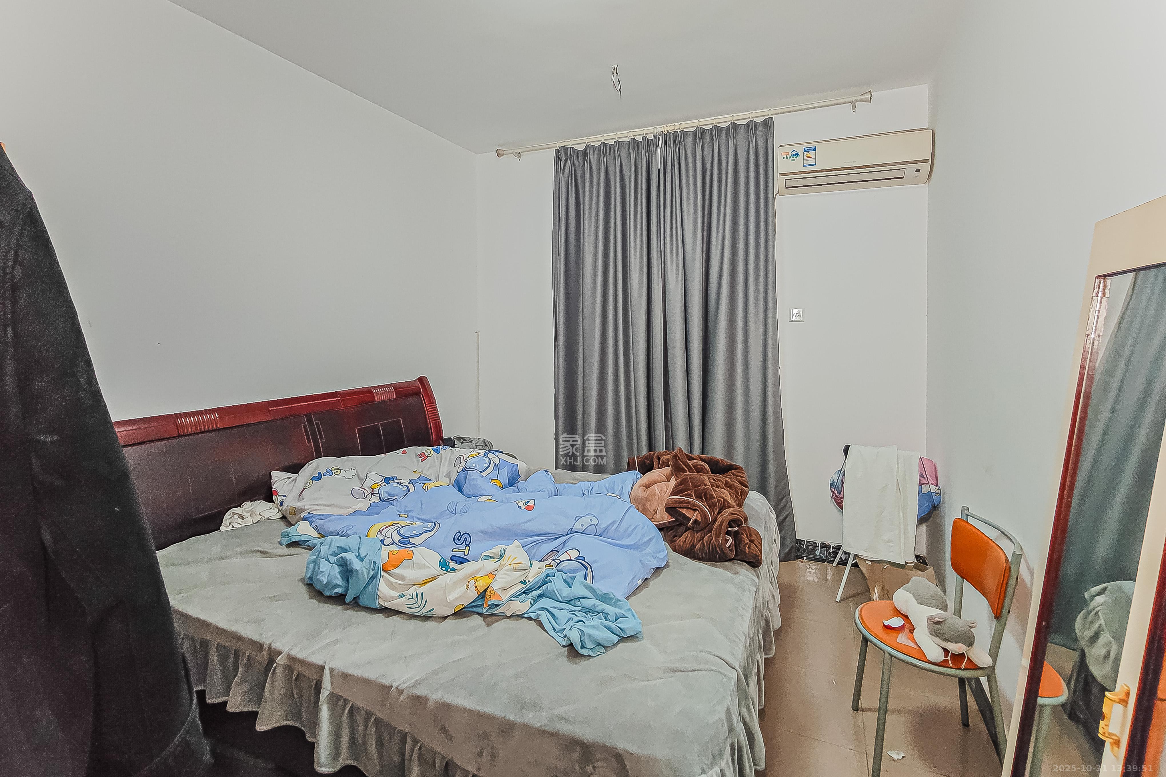 东瓜山二村  3室2厅1卫    60.0万卧室