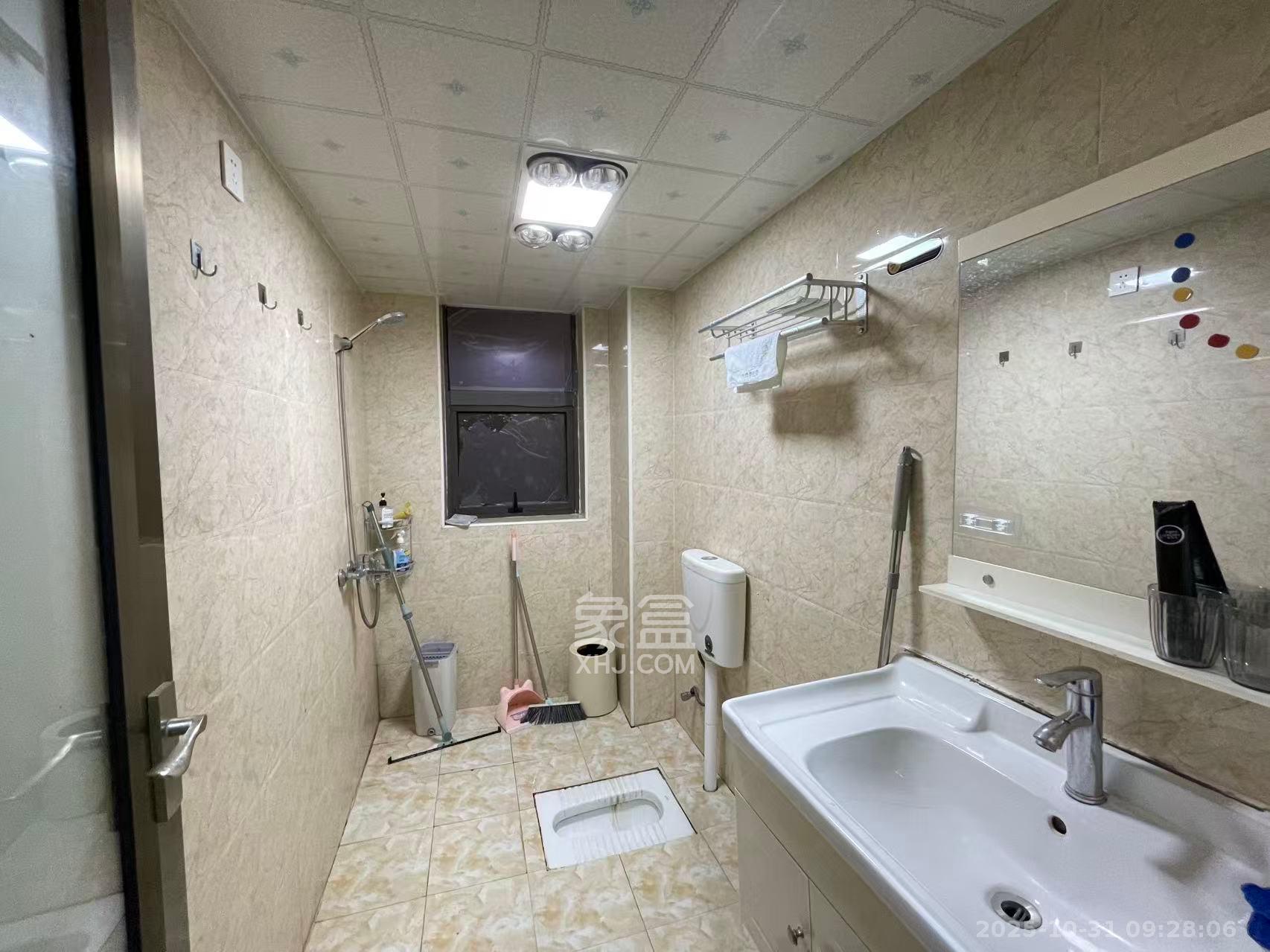 润屋美院  3室2厅1卫    2600.0元/月室内图