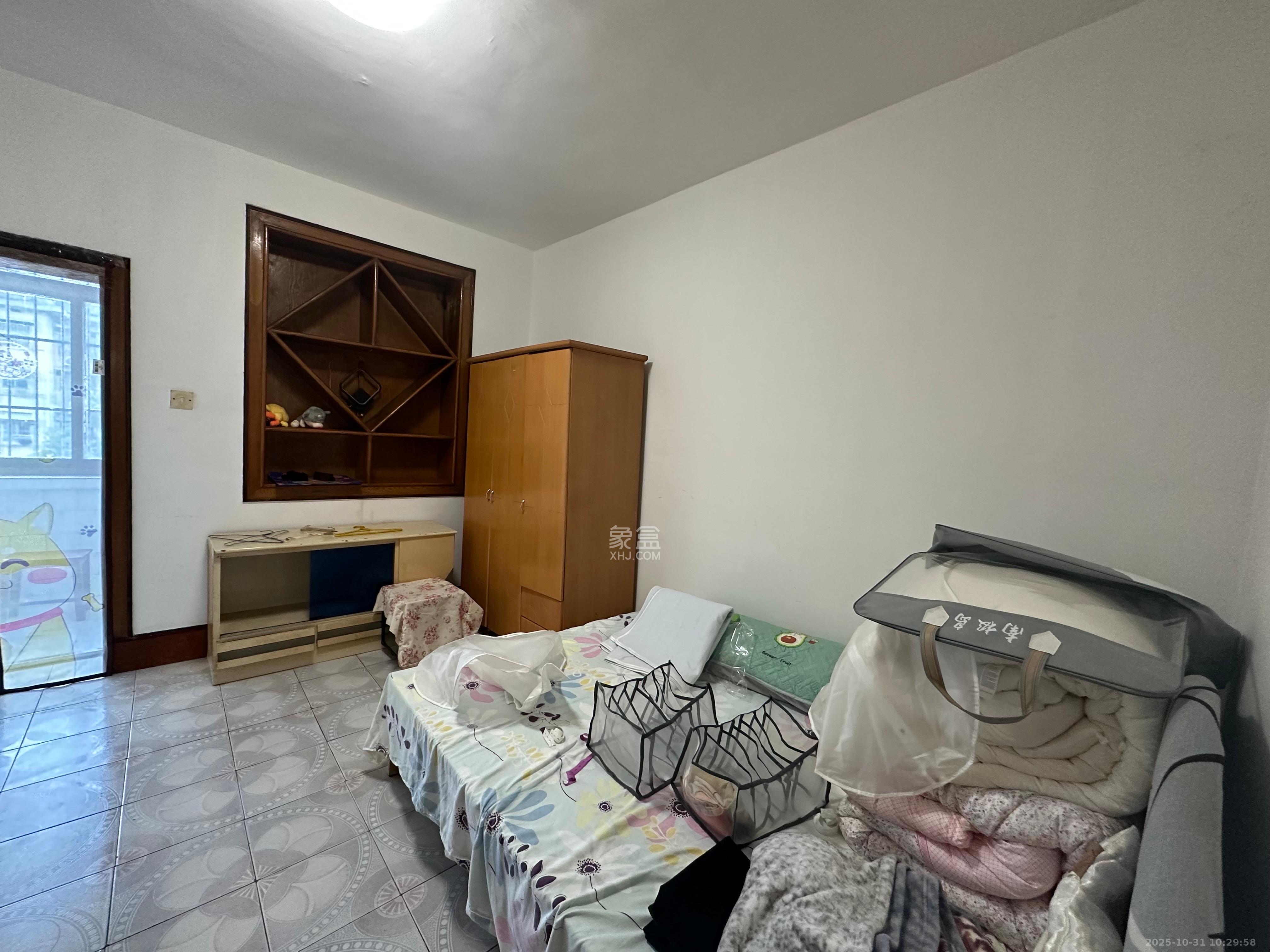 桔园小区1-8片 2室1厅1卫 1100.0元/月 桔园小区1-8片 2室1厅1卫 1100.0元/月室内图