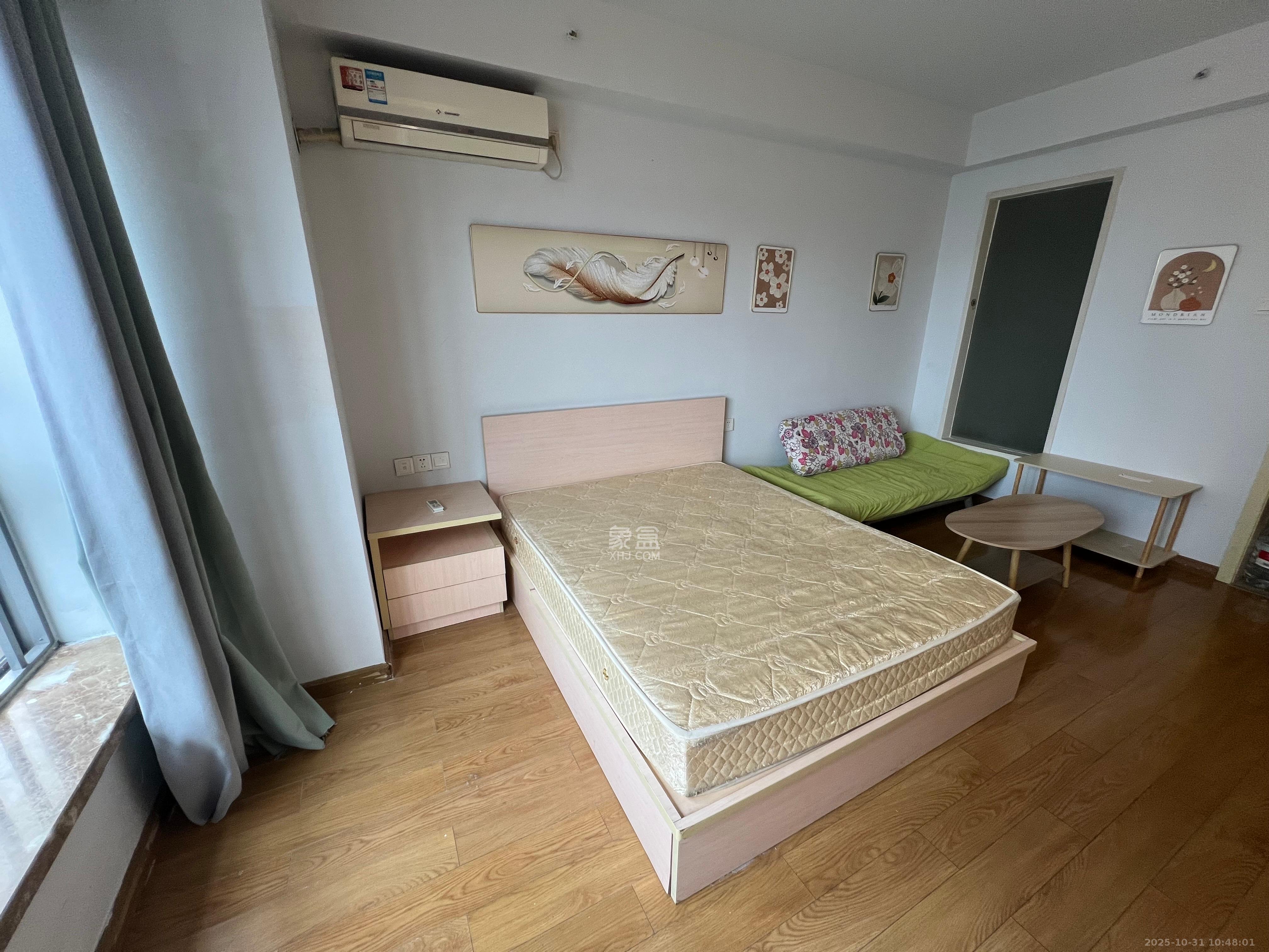 融科檀香山（融科紫檀、香山国际）  1室1厅1卫    1600.0元/月室内图