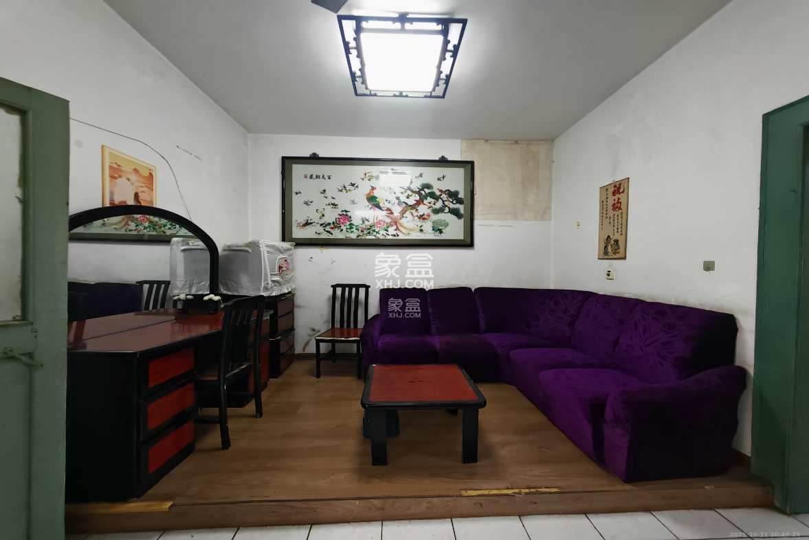 燕兴宿舍 1室1厅1卫 1300.0元/月 燕兴宿舍 1室1厅1卫 1300.0元/月室内图