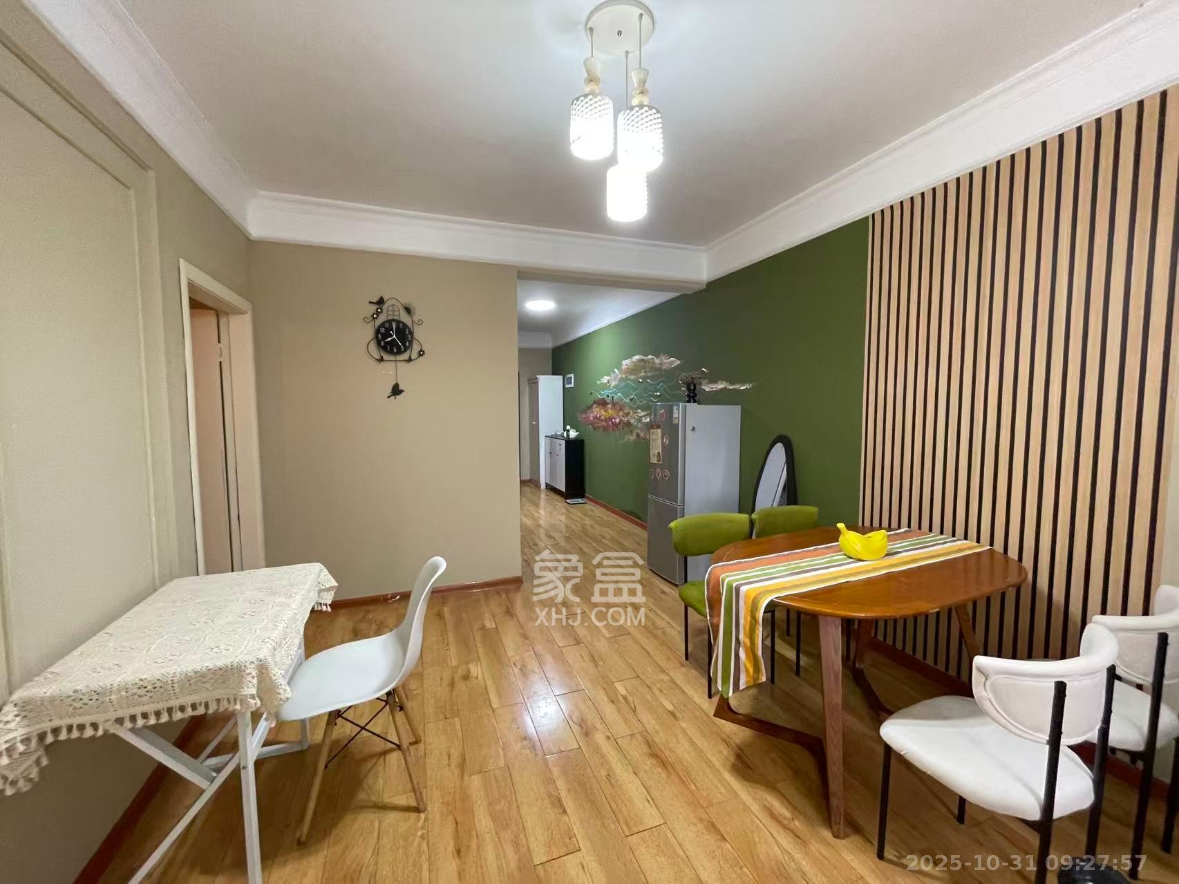 润屋美院  3室2厅1卫    2600.0元/月室内图