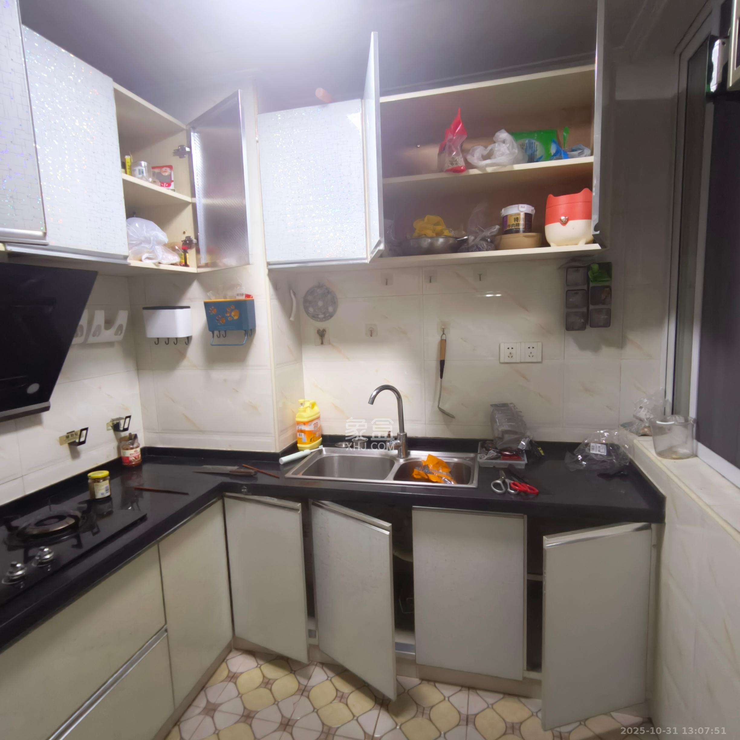 和润园一、二期 2室1厅1卫 1700.0元/月 和润园一、二期 2室1厅1卫 1700.0元/月室内图