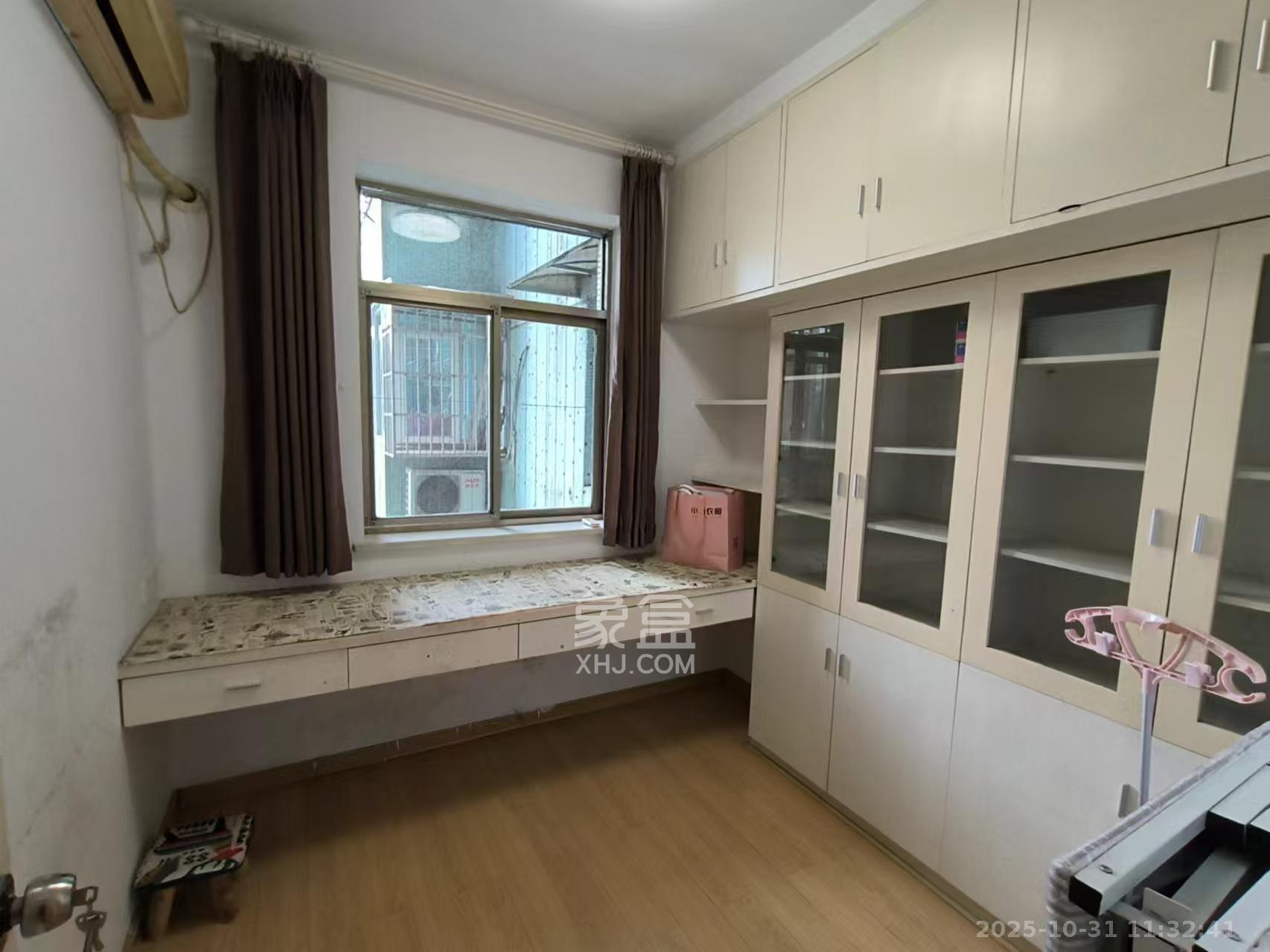 长铁高层  3室2厅1卫    2200.0元/月 长铁高层  3室2厅1卫    2200.0元/月室内图