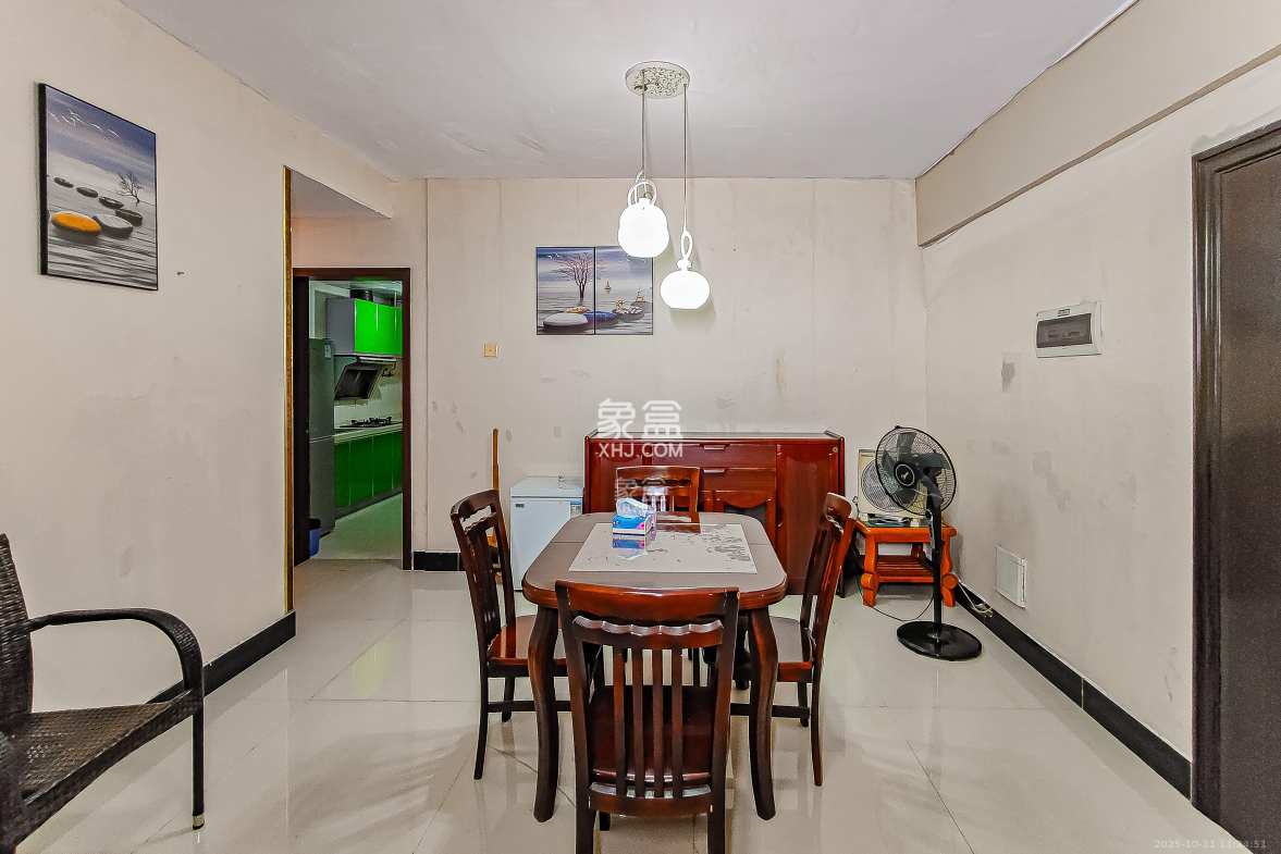 开源鑫阁 1室2厅1卫 777.0元/月 开源鑫阁 1室2厅1卫 777.0元/月室内图