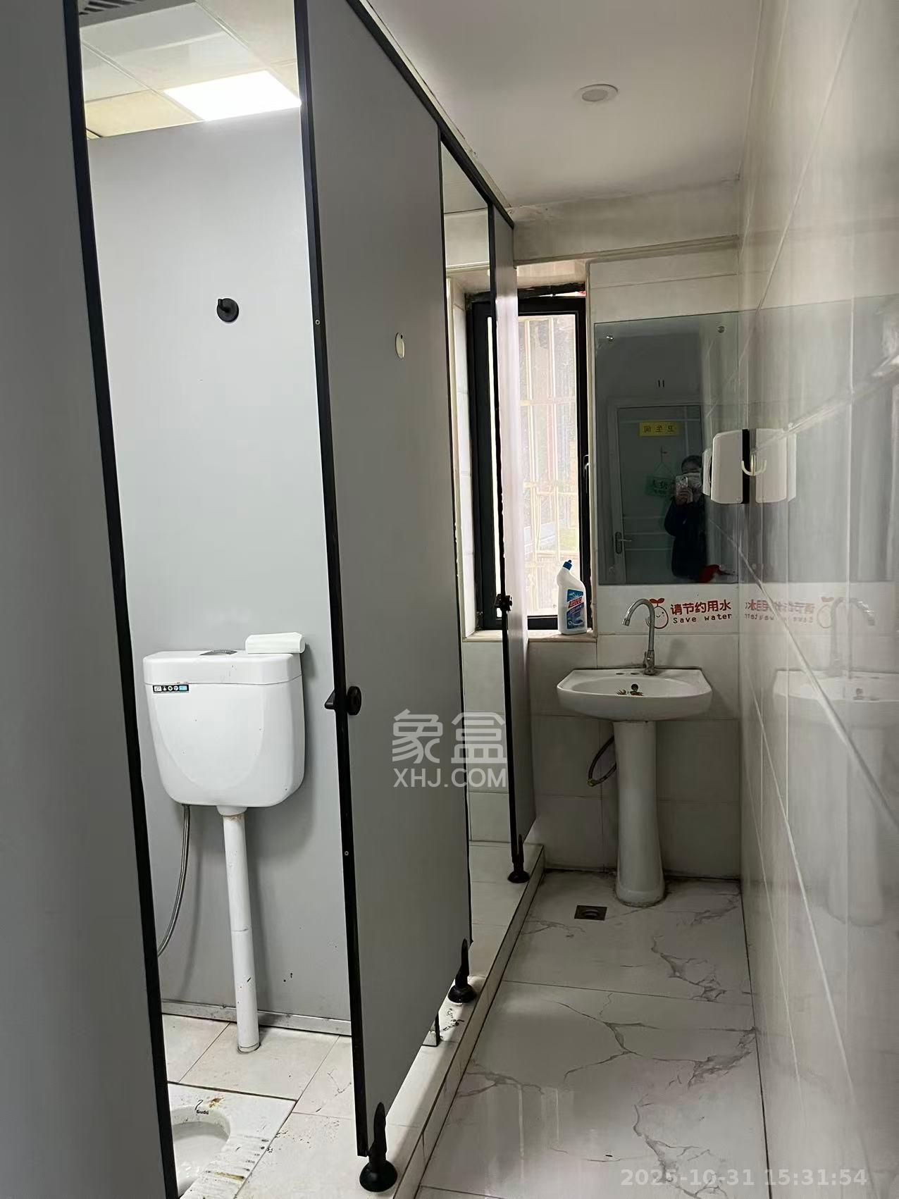 凯通国际城（凯通朝庭）  4室1厅1卫    7500.0元/月室内图