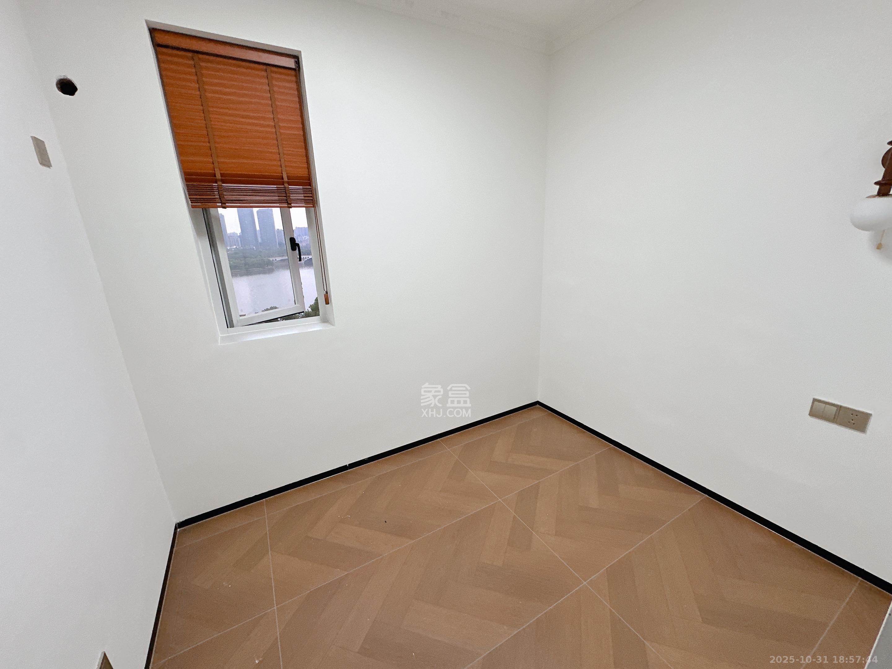 欧陆经典  2室1厅1卫    5500.0元/月 欧陆经典  2室1厅1卫    5500.0元/月室内图