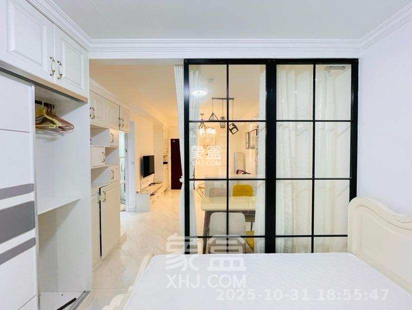 地质家园一、二期(地泰人民公馆) 1室1厅1卫 2400.0元/月 地质家园一、二期(地泰人民公馆) 1室1厅1卫 2400.0元/月室内图