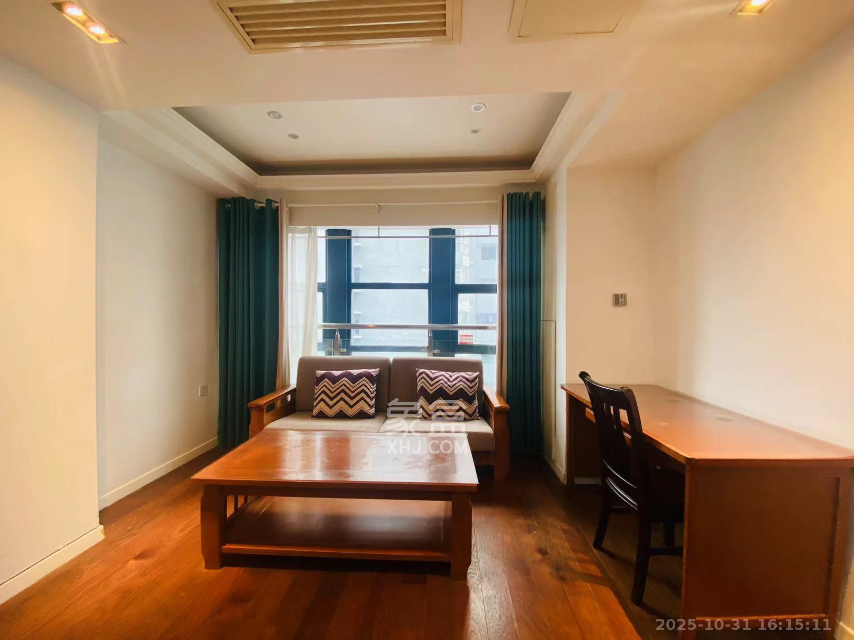 壹号公馆  1室1厅0卫    2200.0元/月室内图