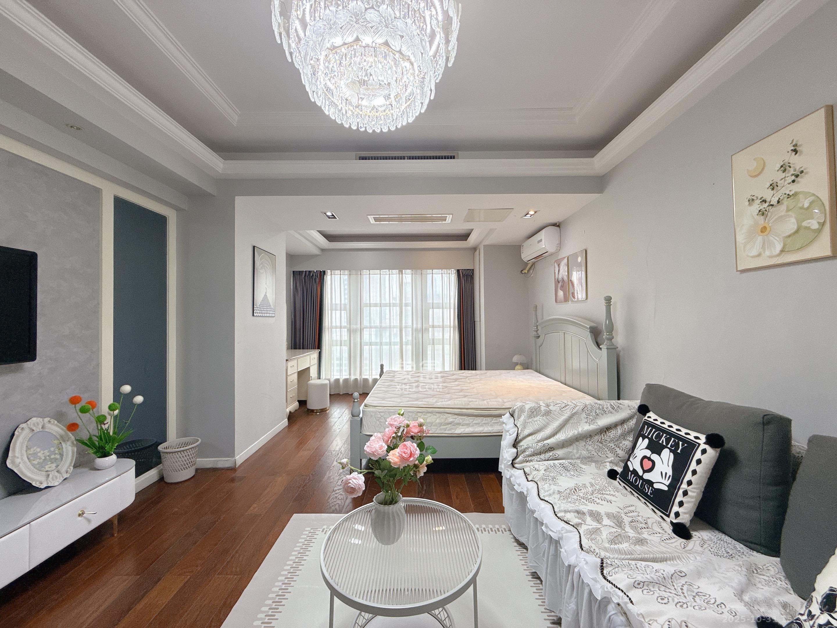 壹号公馆  1室1厅1卫    2300.0元/月 壹号公馆  1室1厅1卫    2300.0元/月室内图