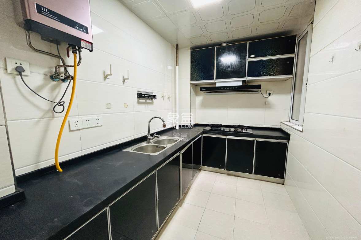 中房F联邦  2室2厅1卫    1800.0元/月 中房F联邦  2室2厅1卫    1800.0元/月室内图