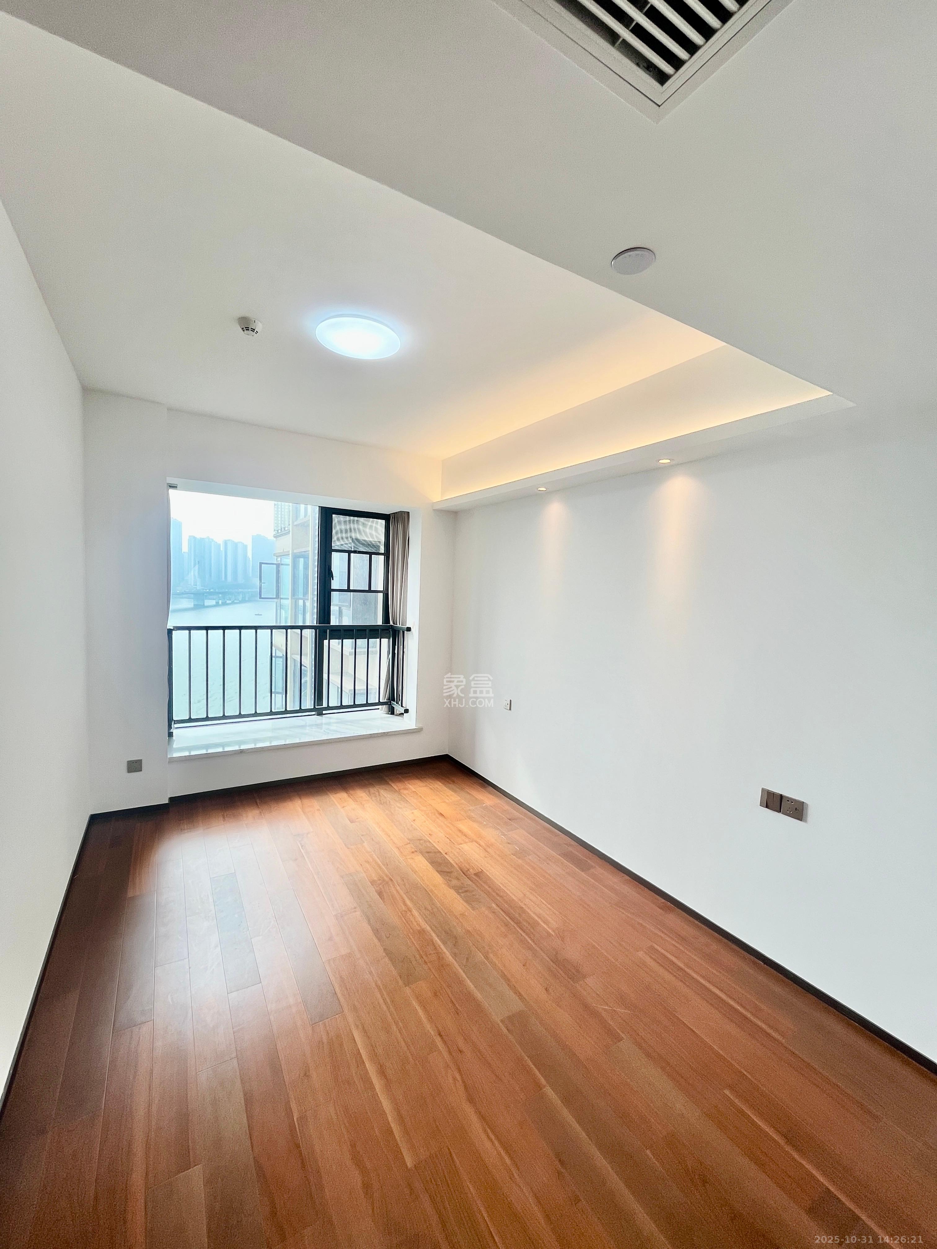 北辰瀚江府  4室2厅2卫    7800.0元/月 北辰瀚江府  4室2厅2卫    7800.0元/月室内图