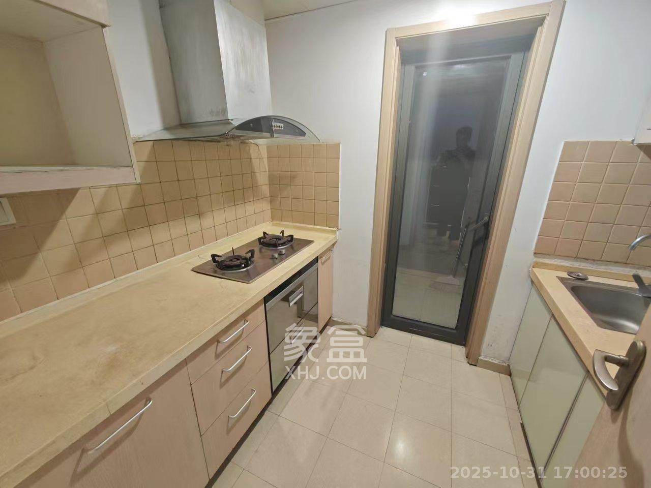 盛世美居荷园 3室2厅2卫 3300.0元/月 盛世美居荷园 3室2厅2卫 3300.0元/月室内图