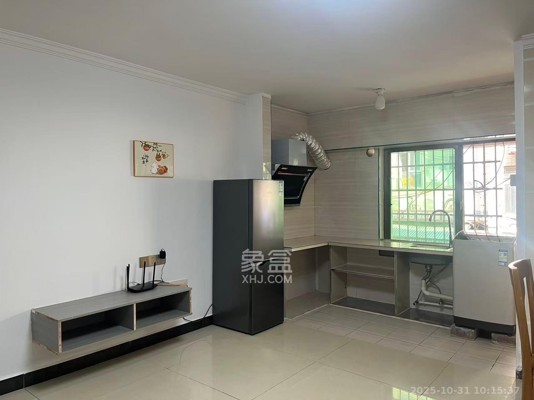 龙塘安置区(龙塘小区) 2室2厅1卫 1300.0元/月 龙塘安置区(龙塘小区) 2室2厅1卫 1300.0元/月室内图