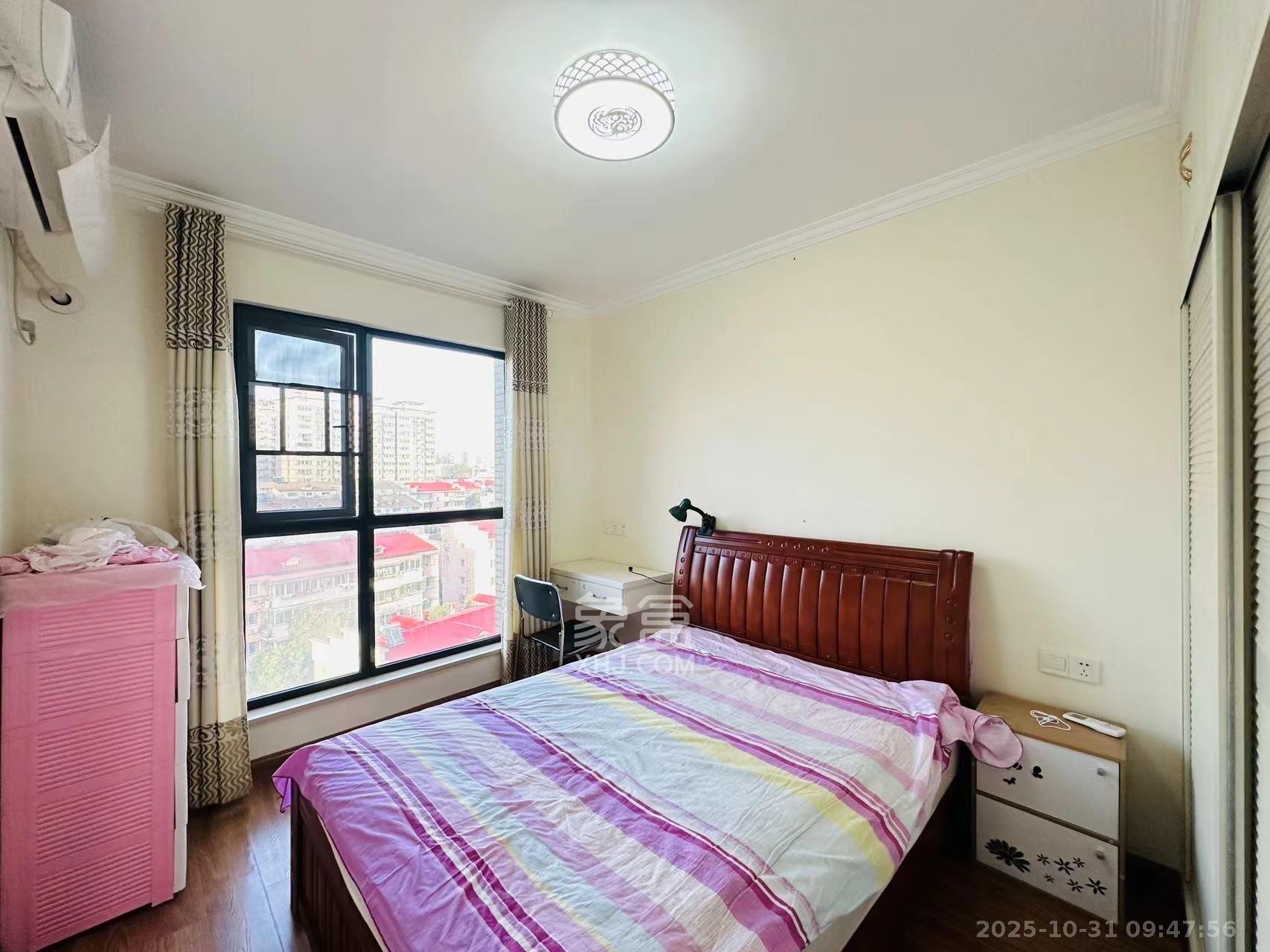 湘江锦绣  2室2厅1卫    2200.0元/月 湘江锦绣  2室2厅1卫    2200.0元/月室内图