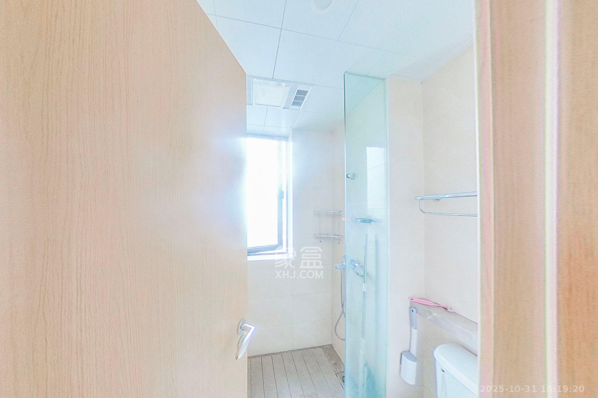 启迪协信中心  2室2厅1卫    2400.0元/月 启迪协信中心  2室2厅1卫    2400.0元/月室内图