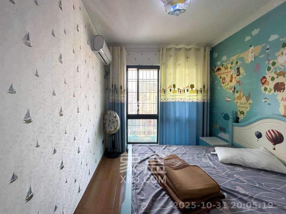 水岸天际（一期、二期）  6室2厅2卫    6500.0元/月室内图