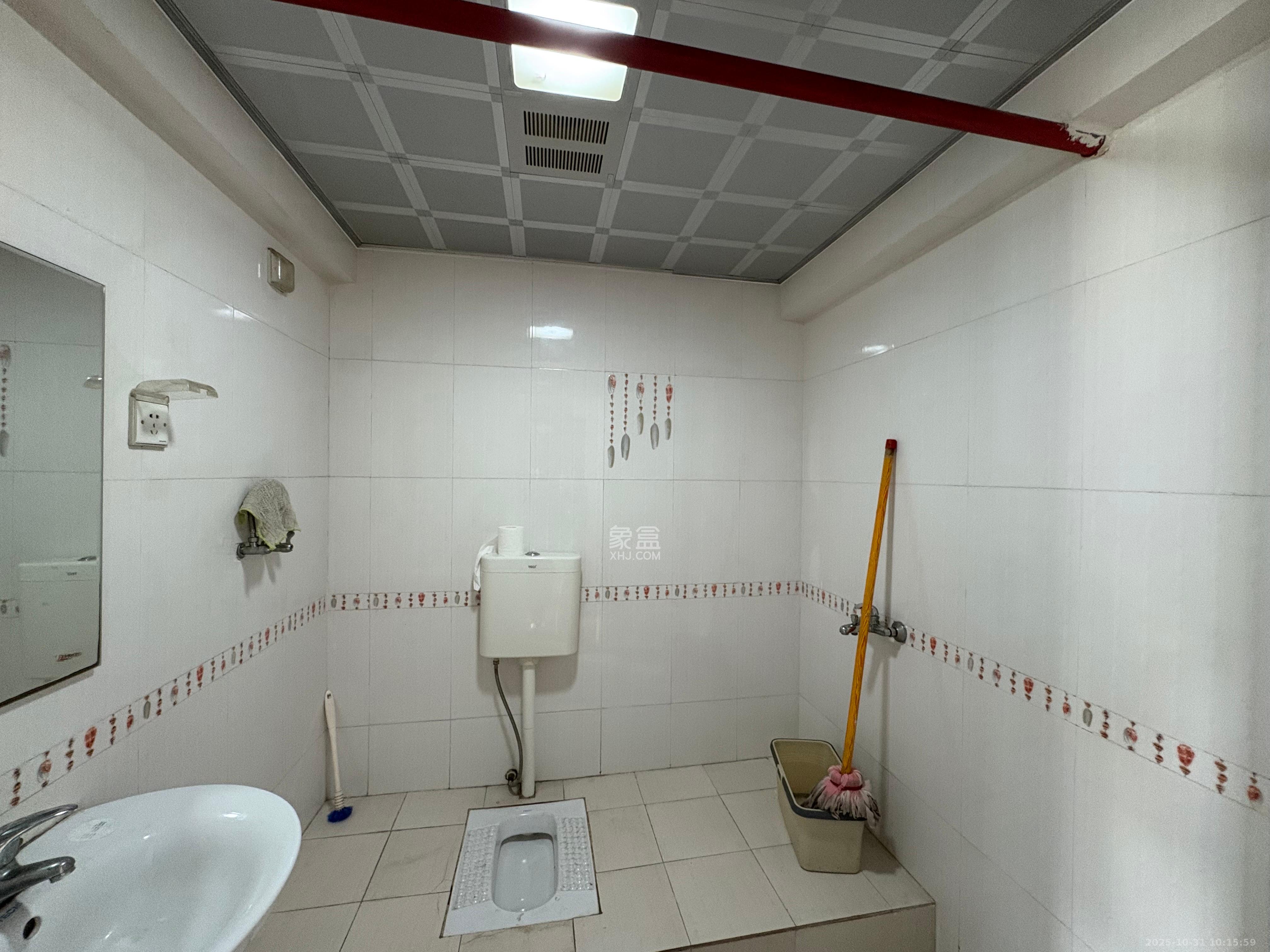 玛依拉山庄  1室1厅1卫    1500.0元/月 玛依拉山庄  1室1厅1卫    1500.0元/月室内图