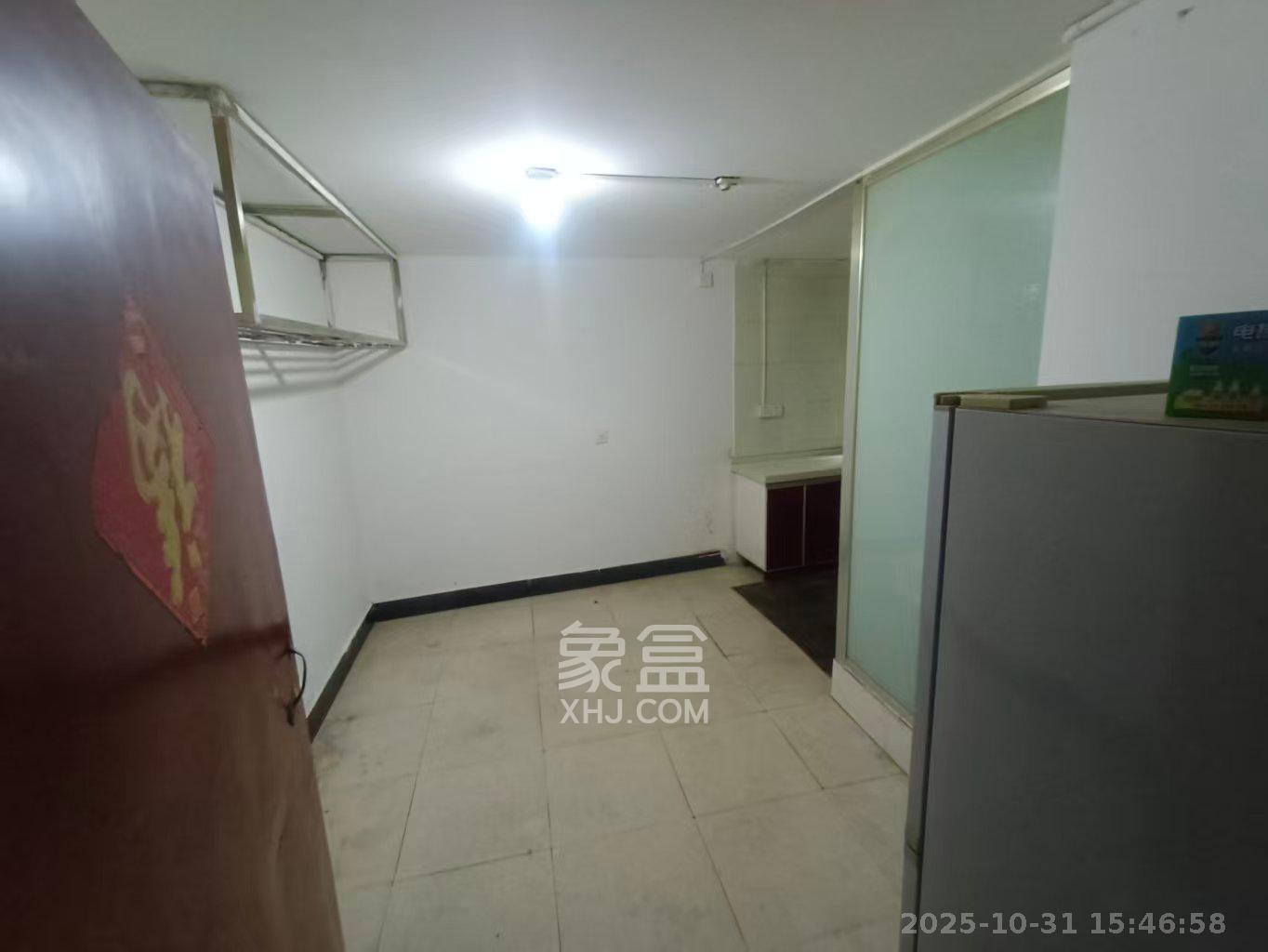 恩瑞麓山名园（龙王港小区）  1室1厅1卫    1000.0元/月室内图