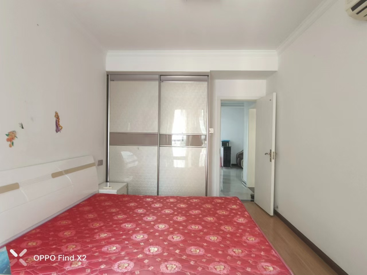 山水印象  3室2厅2卫    1800.0元/月 山水印象  3室2厅2卫    1800.0元/月室内图