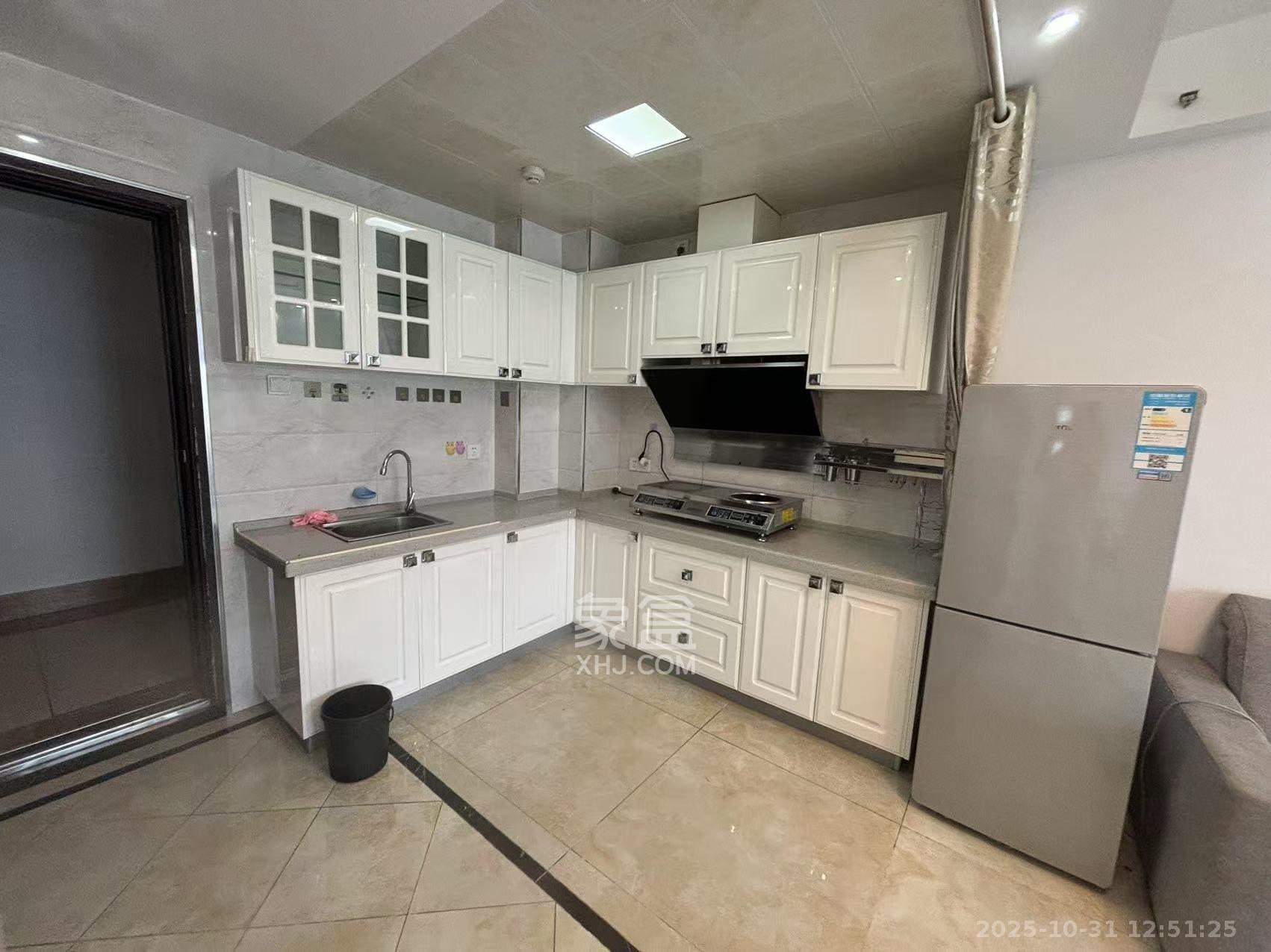 融科东南海 1室1厅1卫 2000.0元/月 融科东南海 1室1厅1卫 2000.0元/月室内图