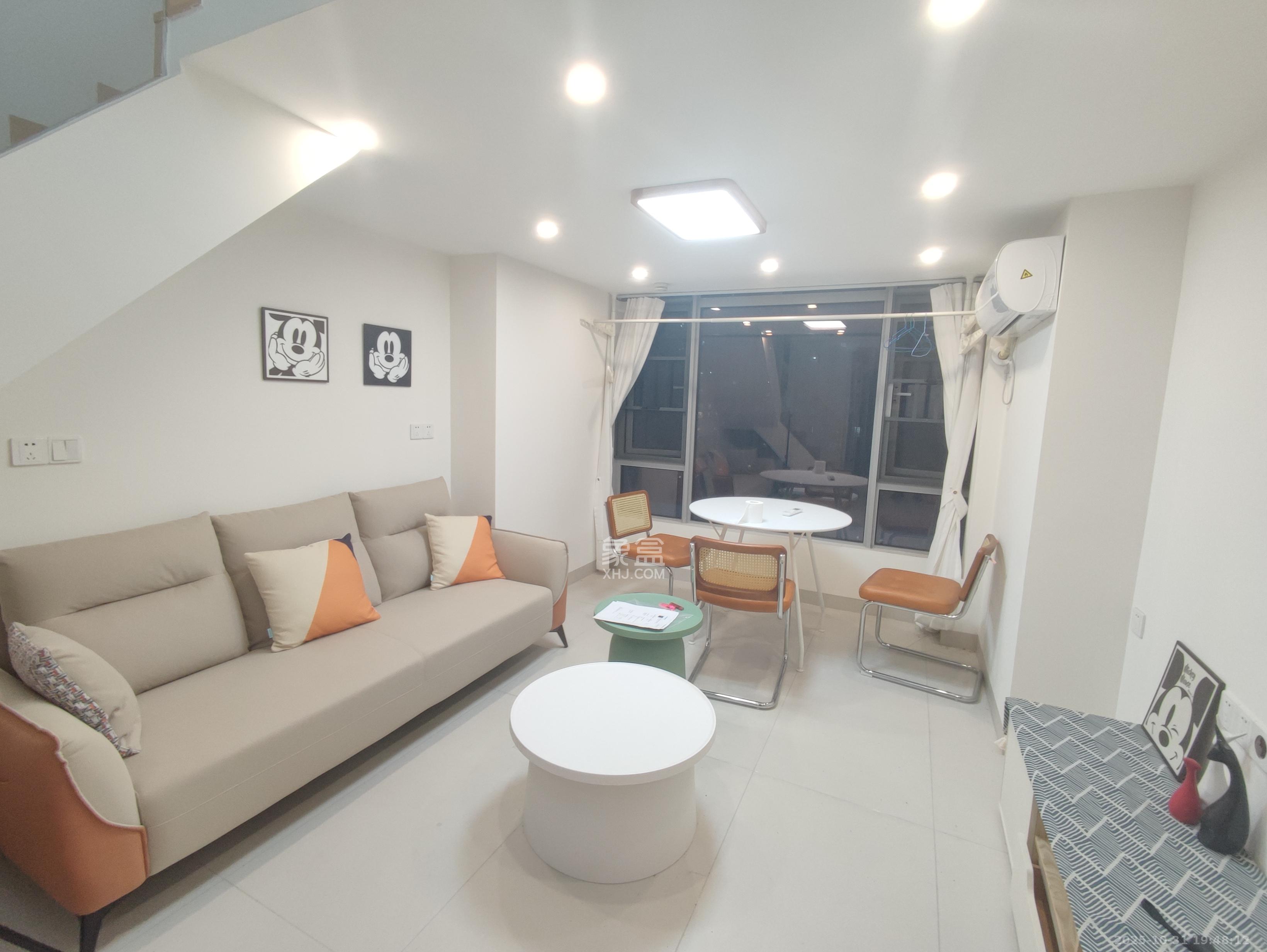 保利天禧EF区  2室1厅1卫    2500.0元/月