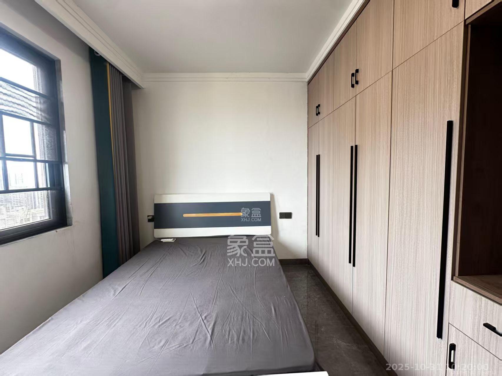 金地三千府（金地湖山樾、金地自在城）  4室2厅2卫    2300.0元/月室内图