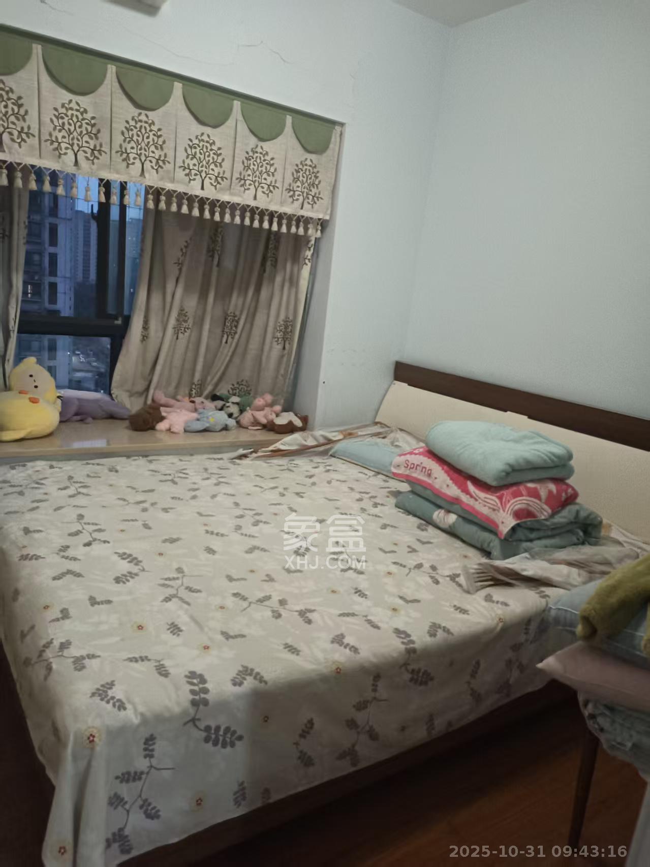 钱隆学府一、二期 2室2厅1卫 2300.0元/月 钱隆学府一、二期 2室2厅1卫 2300.0元/月室内图